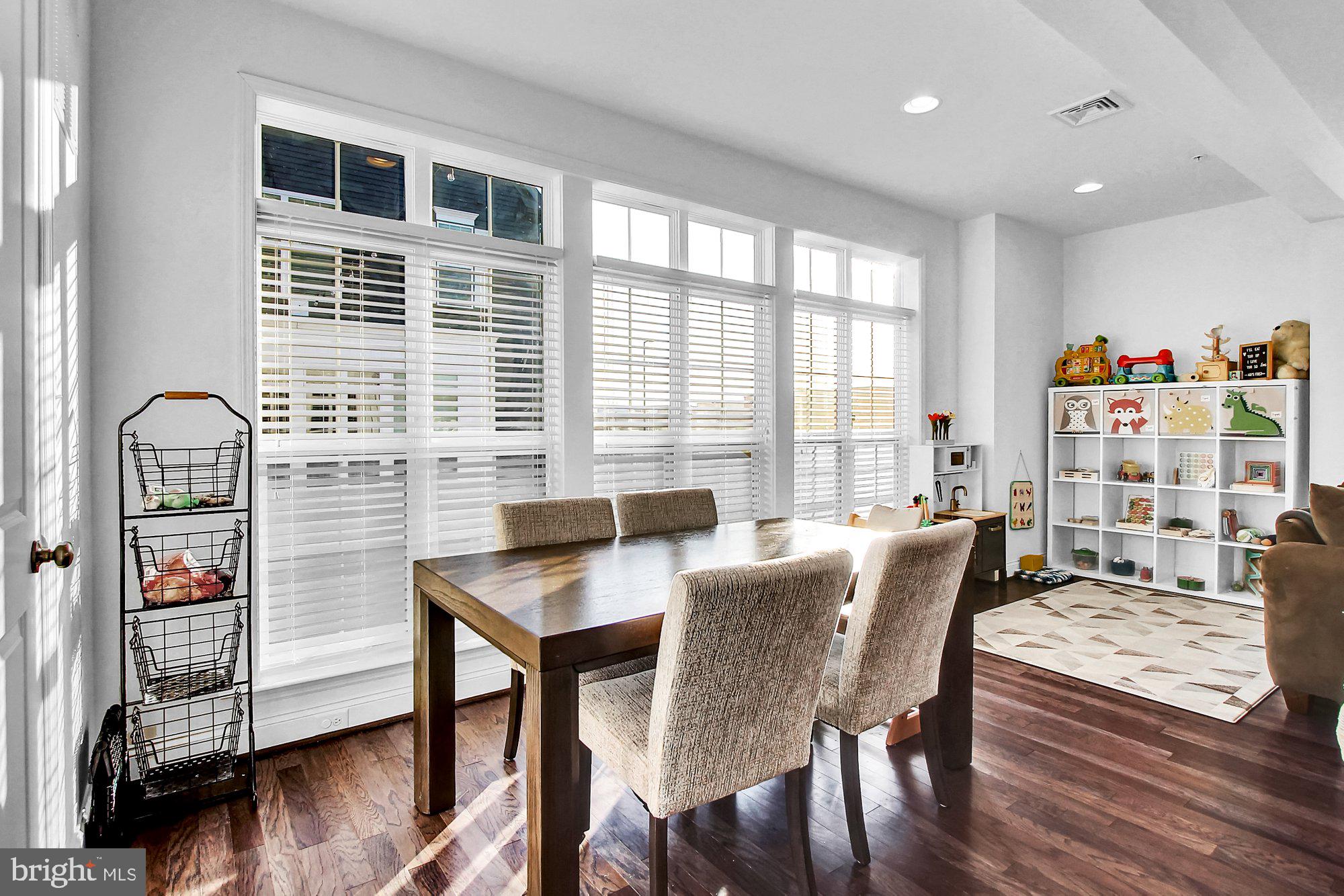 BELMONT - Residential
