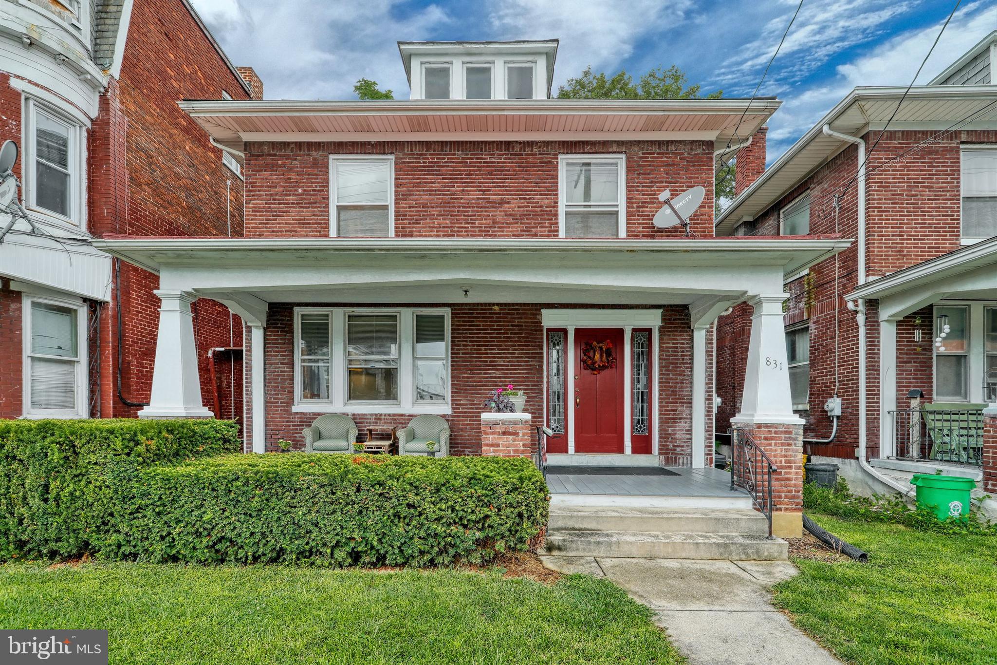 Opportunity for owner occupied, live on 1st floor and rent from 2nd floor unit help pay your mortgage. Owner has long term tenants who moved and did new flooring and painting.