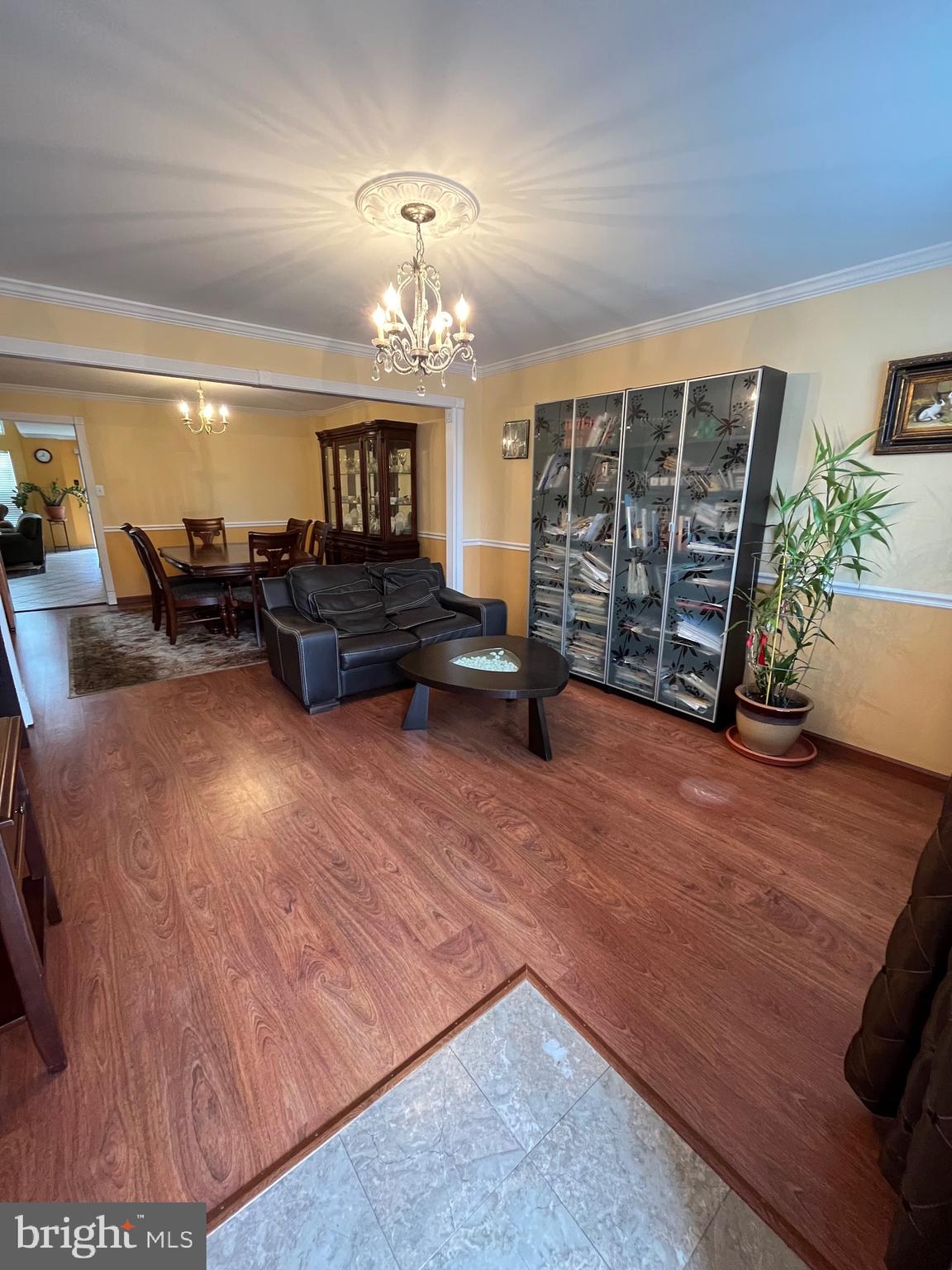 WALNUT GROVE - Residential