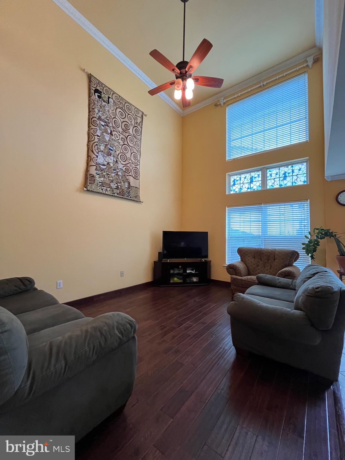 WALNUT GROVE - Residential