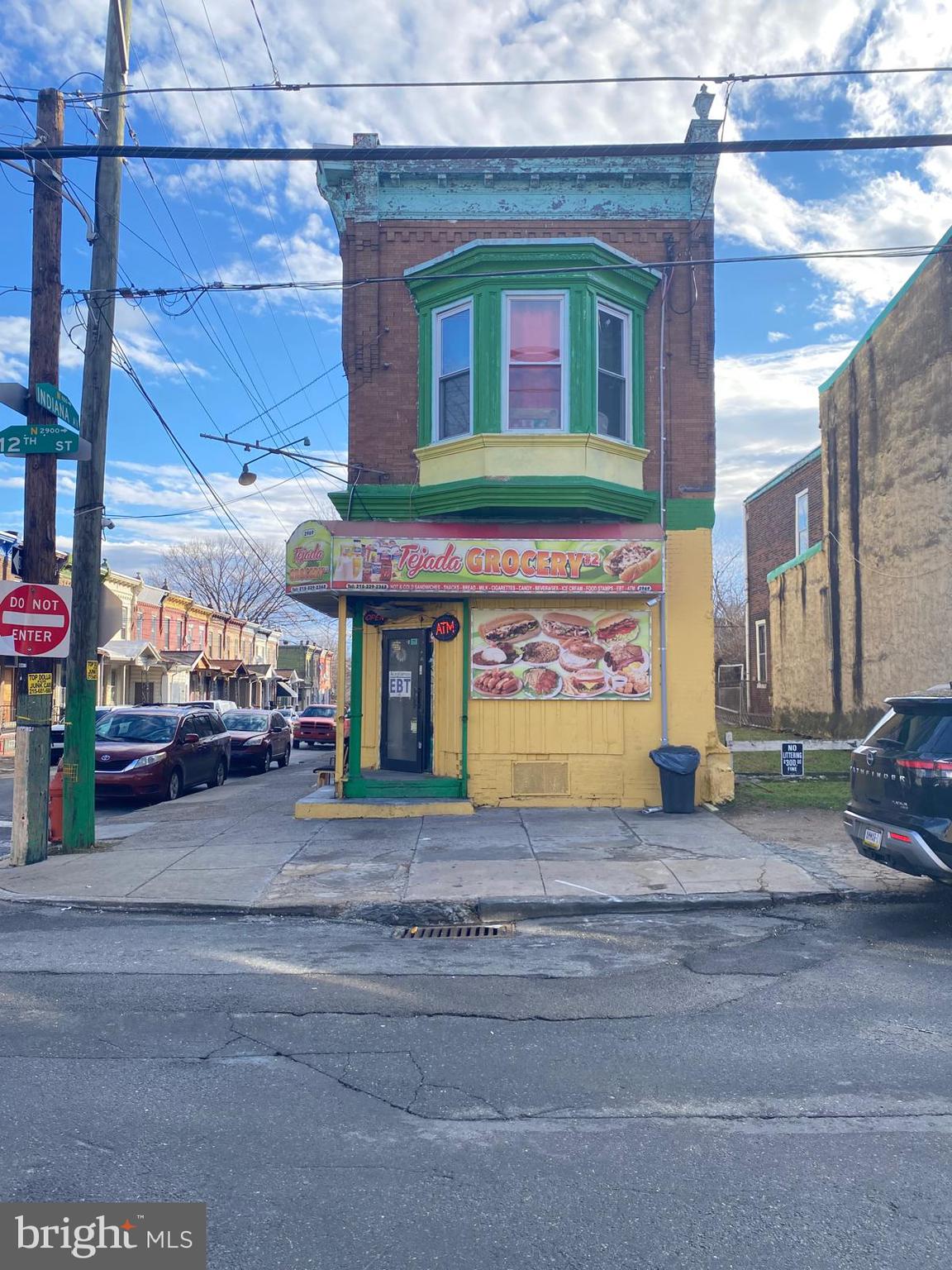 Excellent mixed-use investment in Philadelphia, Pennsylvania. The first-floor commercial unit is currently set up as a grocery store, while the second floor offers a spacious three-bedroom and two full baths apartment. The property is fully electric, including the heating system, with separate units for residential and commercial use. Strong potential for steady cash flow in a desirable urban location.