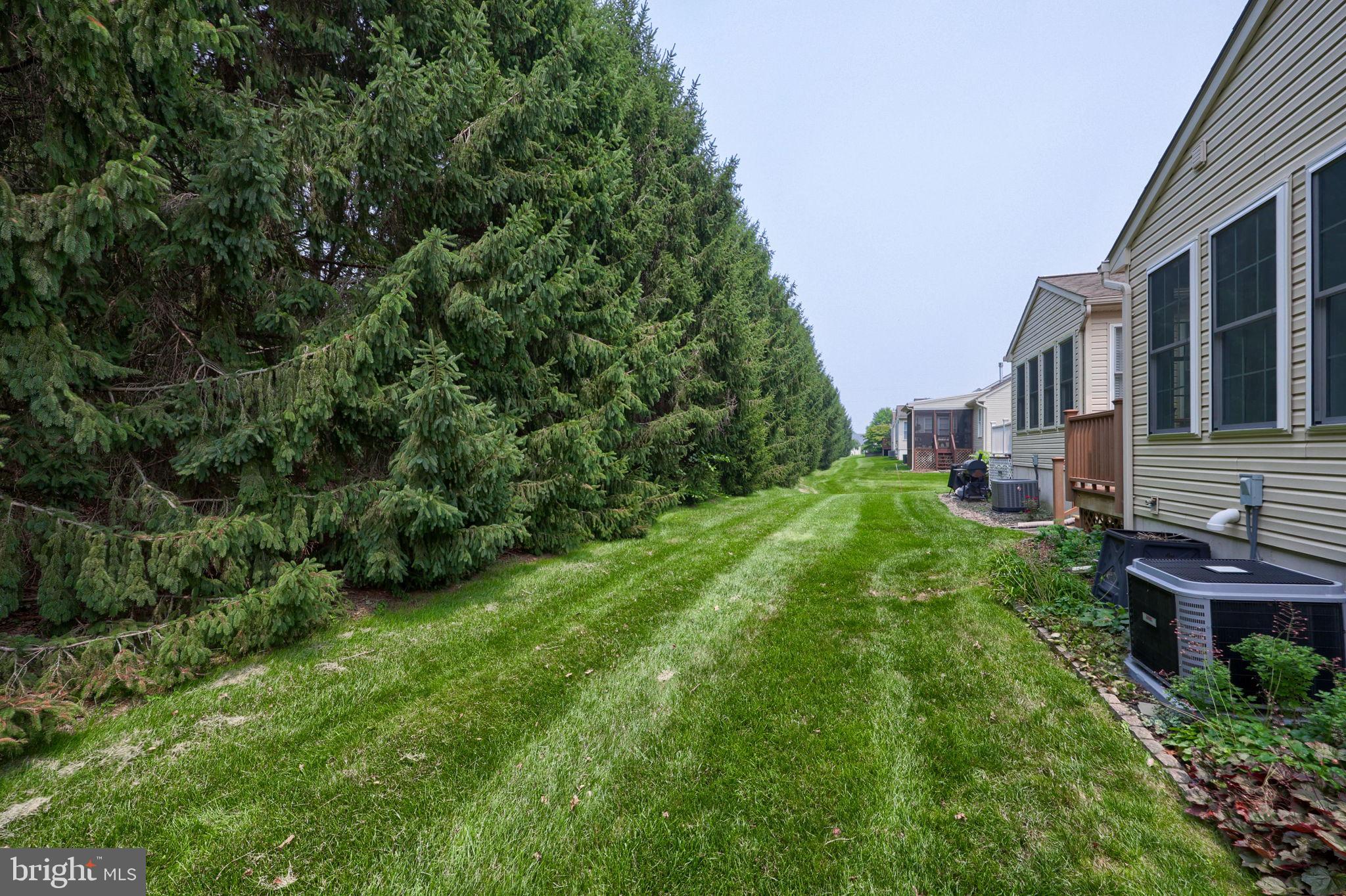 MALLARD POND - Residential