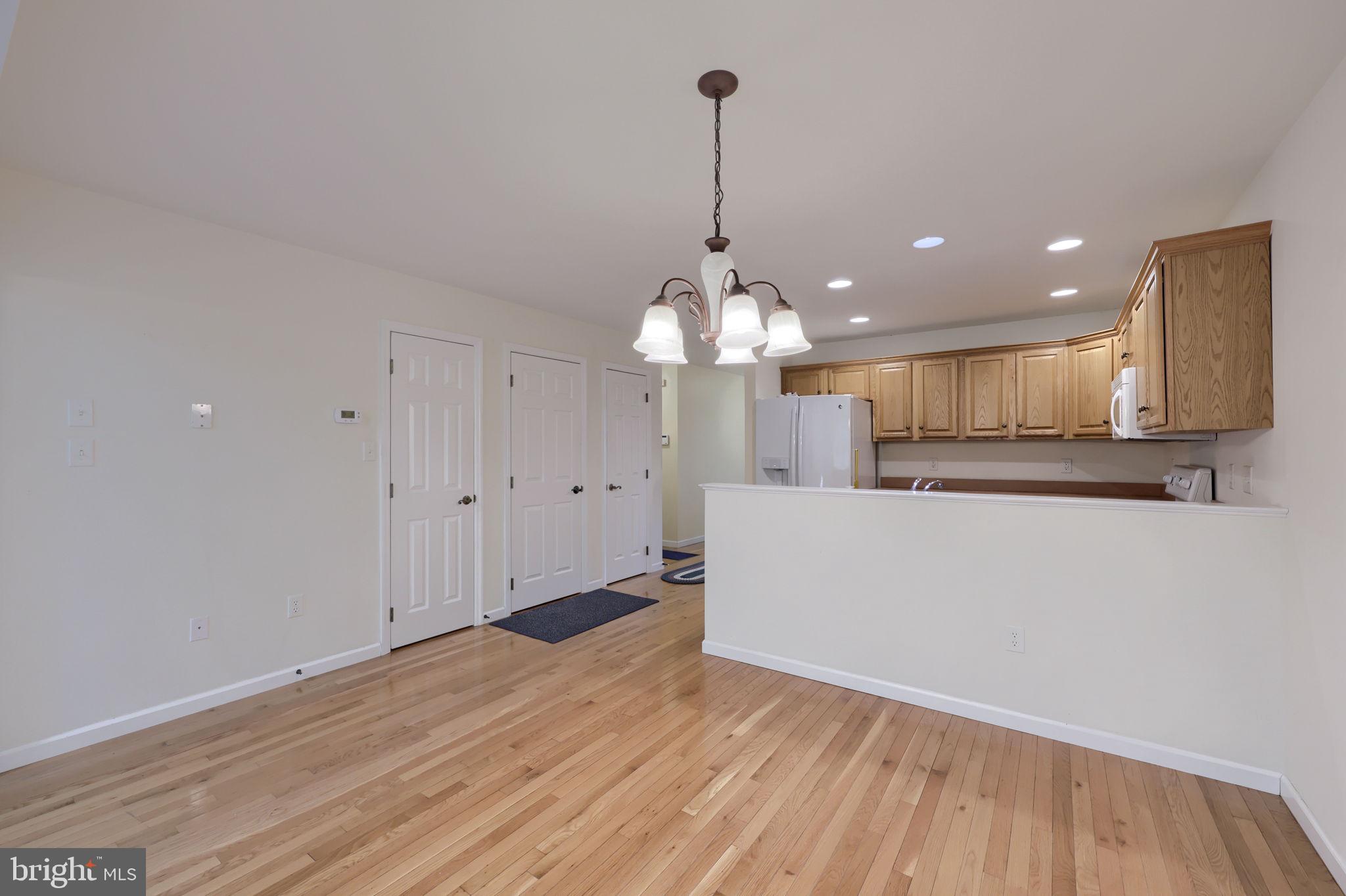 MALLARD POND - Residential