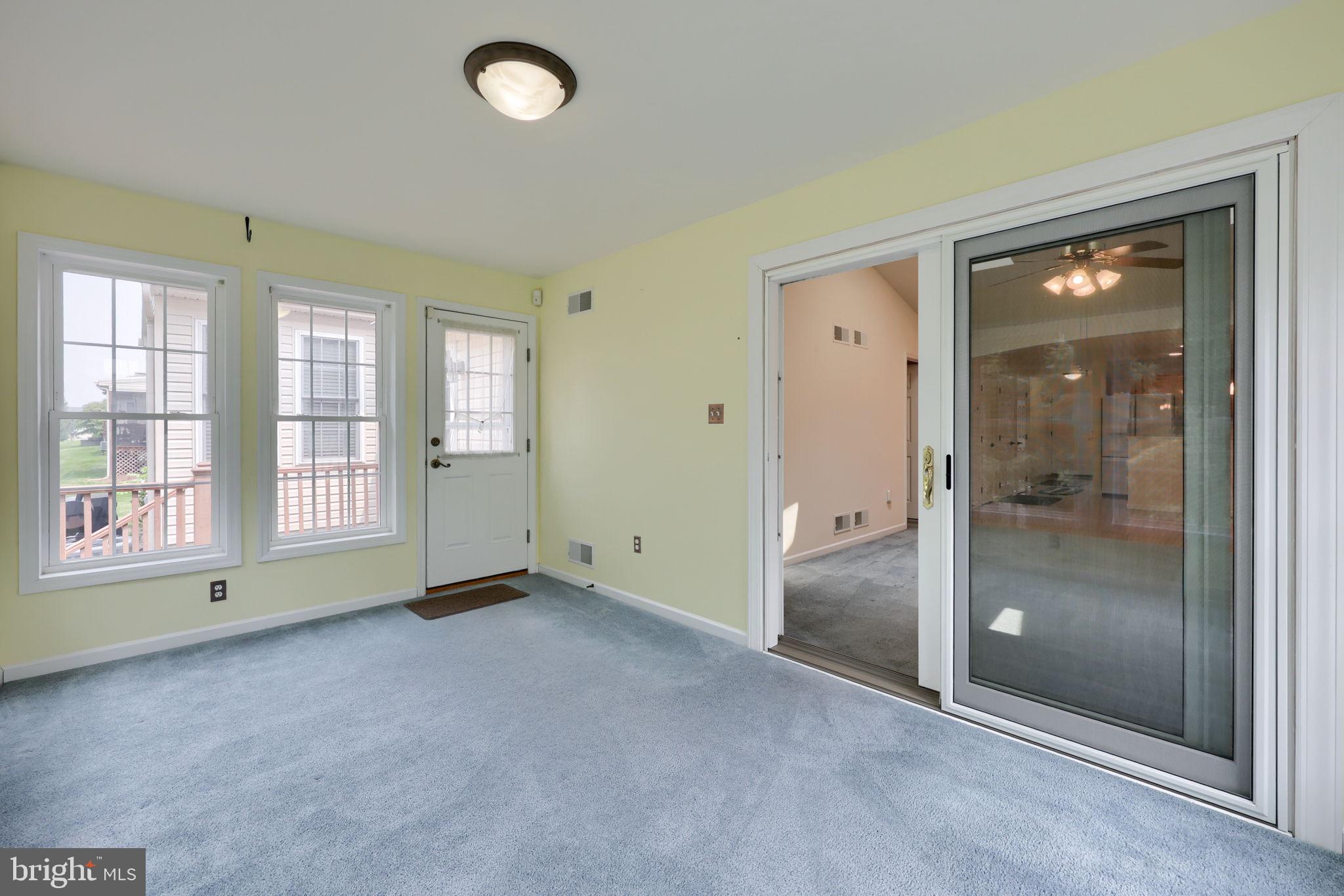 MALLARD POND - Residential