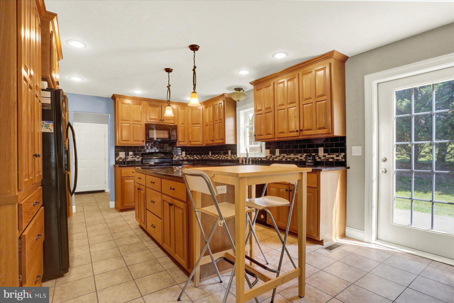 RABBIT HILL ESTATES - Residential