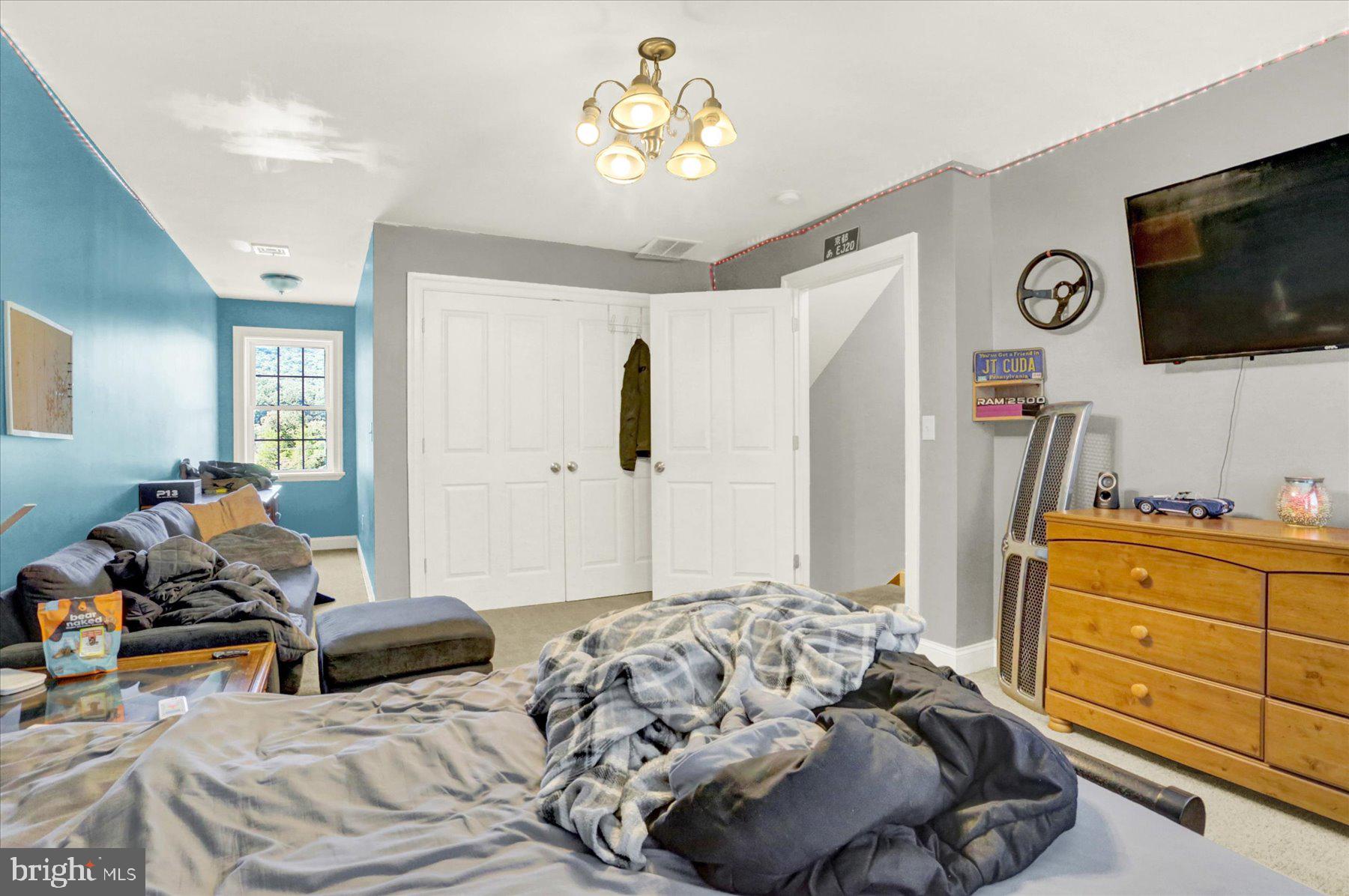 RABBIT HILL ESTATES - Residential