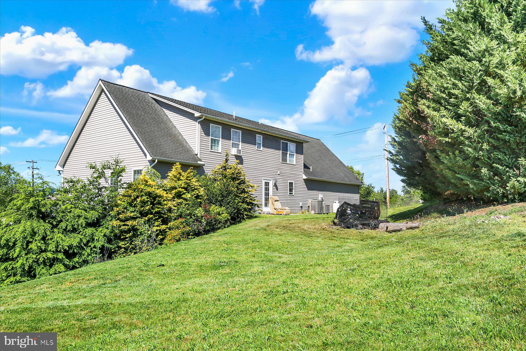 RABBIT HILL ESTATES - Residential