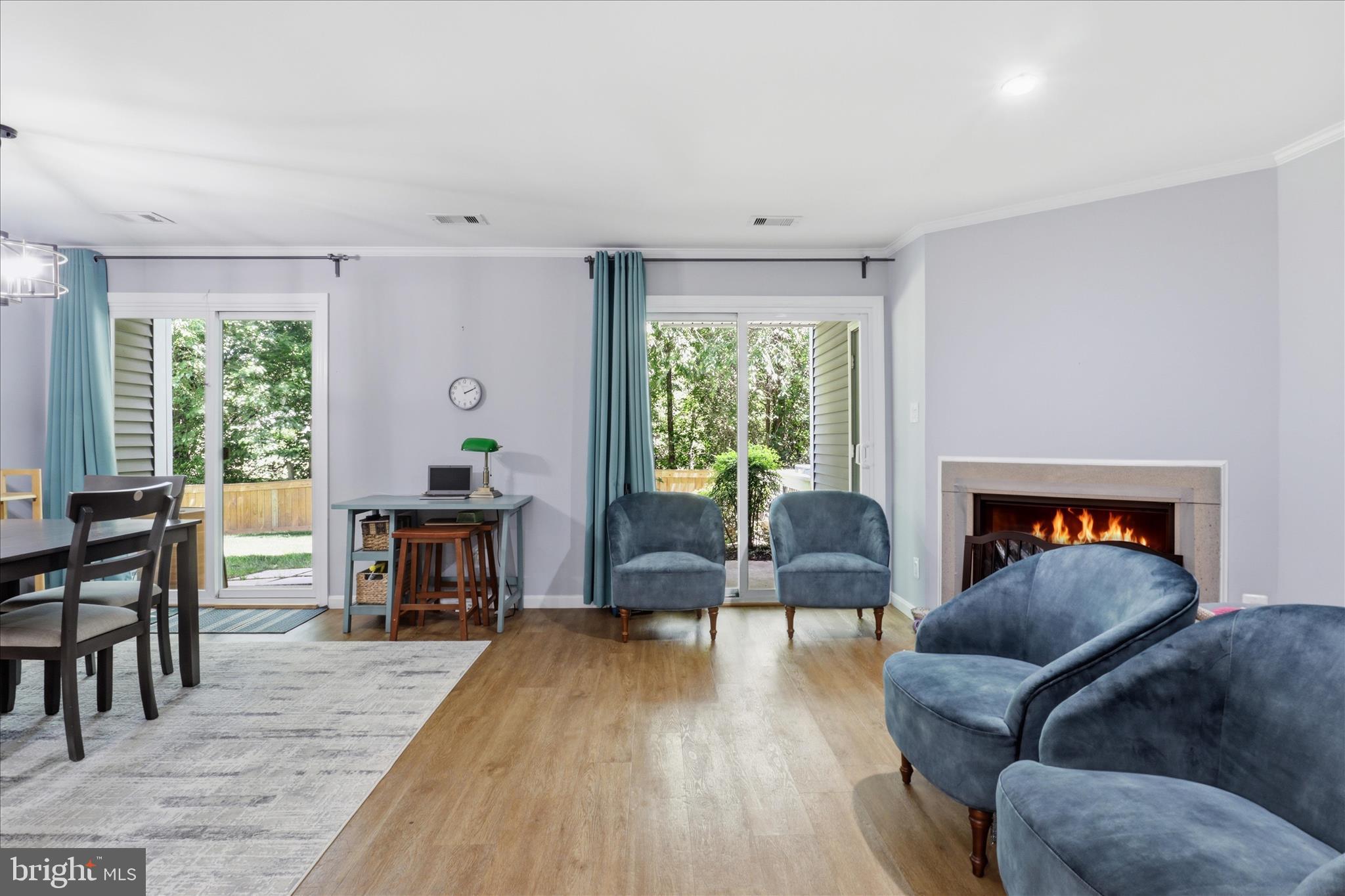 GRAYS POINTE - Residential