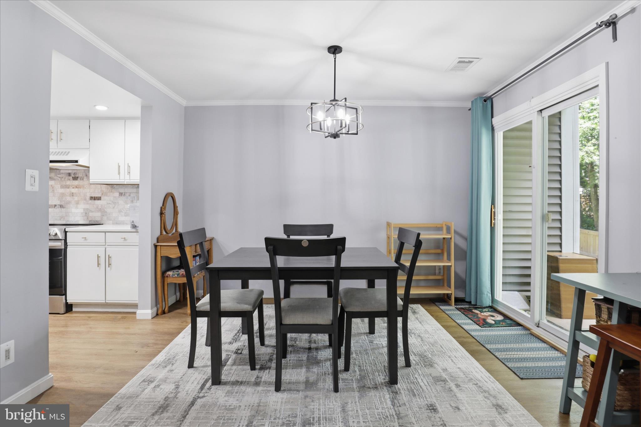 GRAYS POINTE - Residential