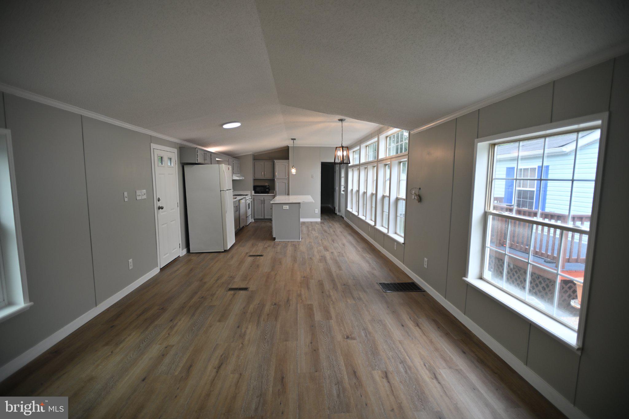 BOONES ESTATES - Residential