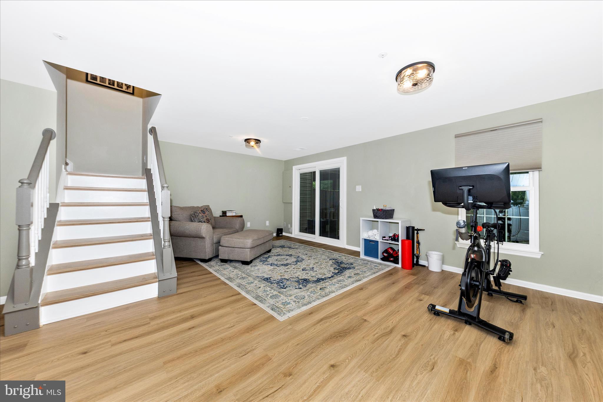 JAMES CREEK - Residential