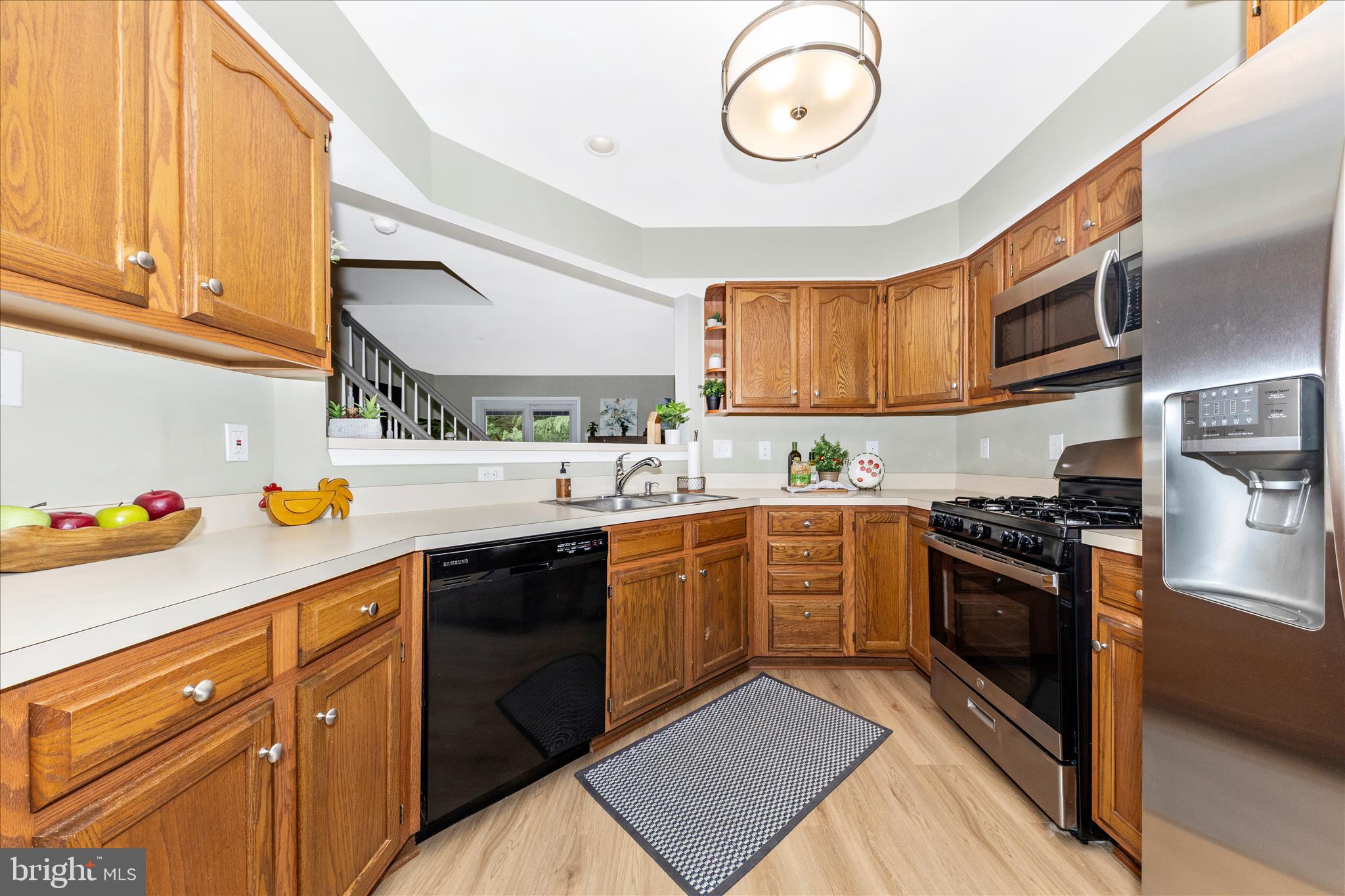 JAMES CREEK - Residential