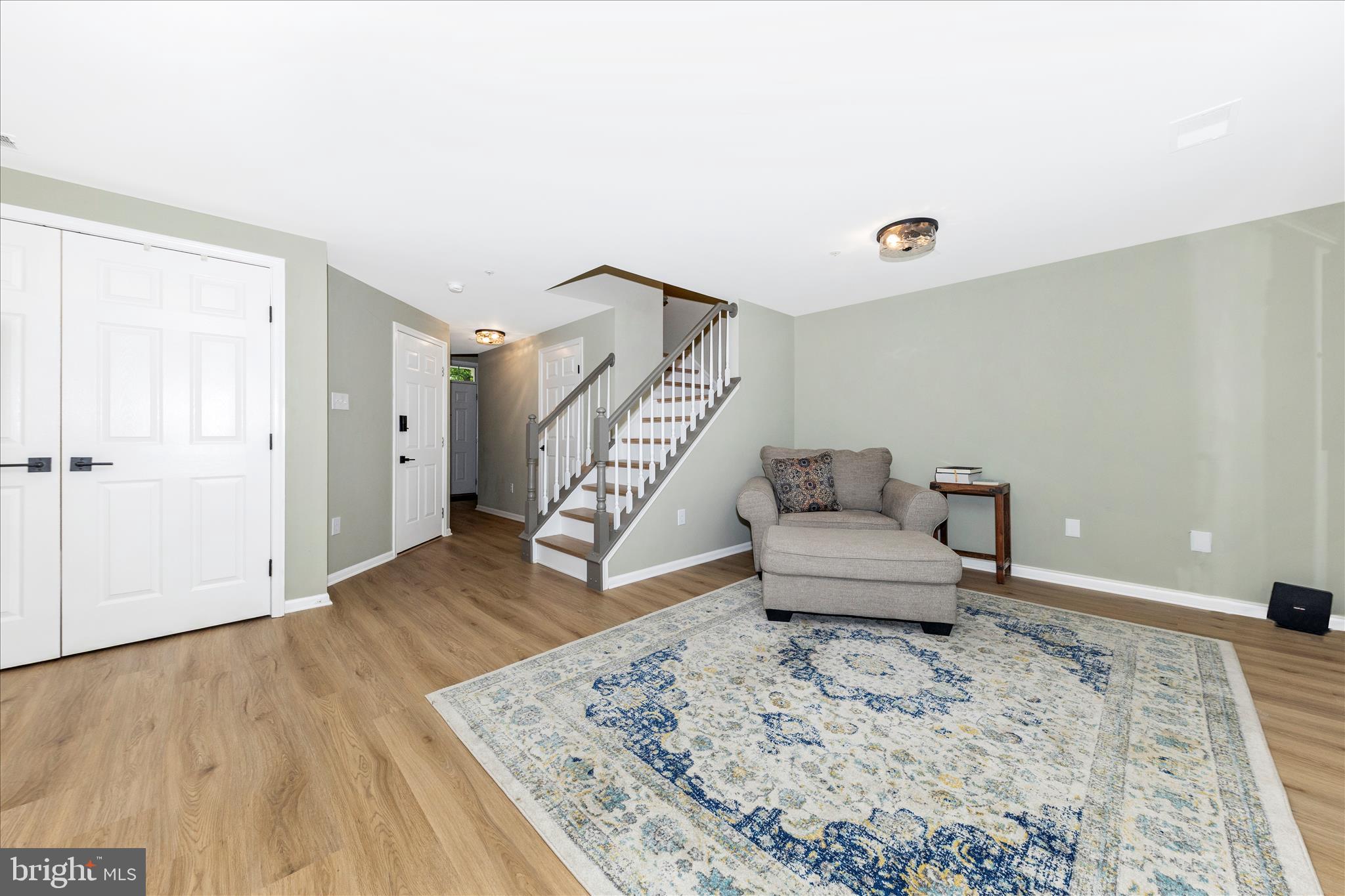 JAMES CREEK - Residential