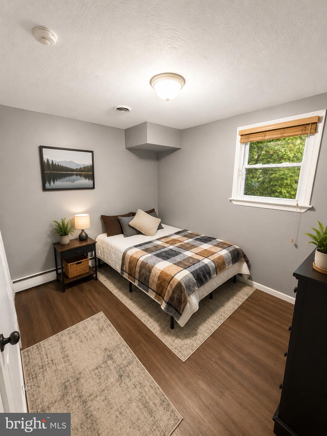 NESHAMINY VALLEY - Residential