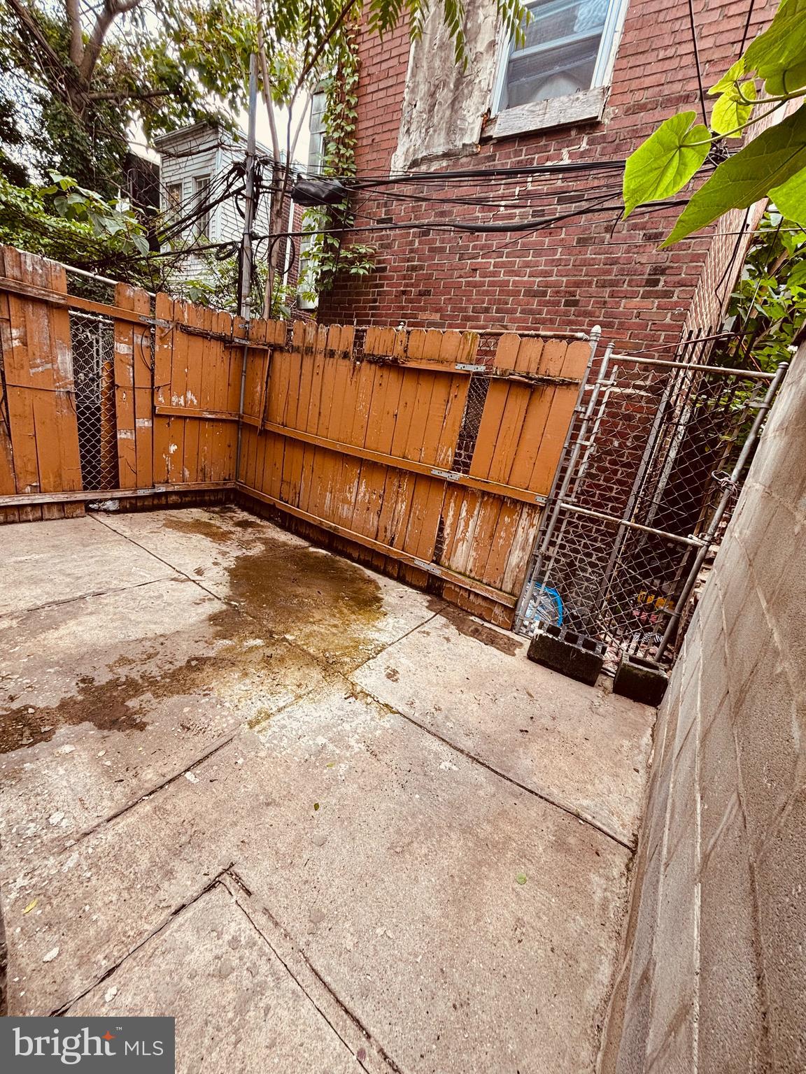 KENSINGTON - Residential