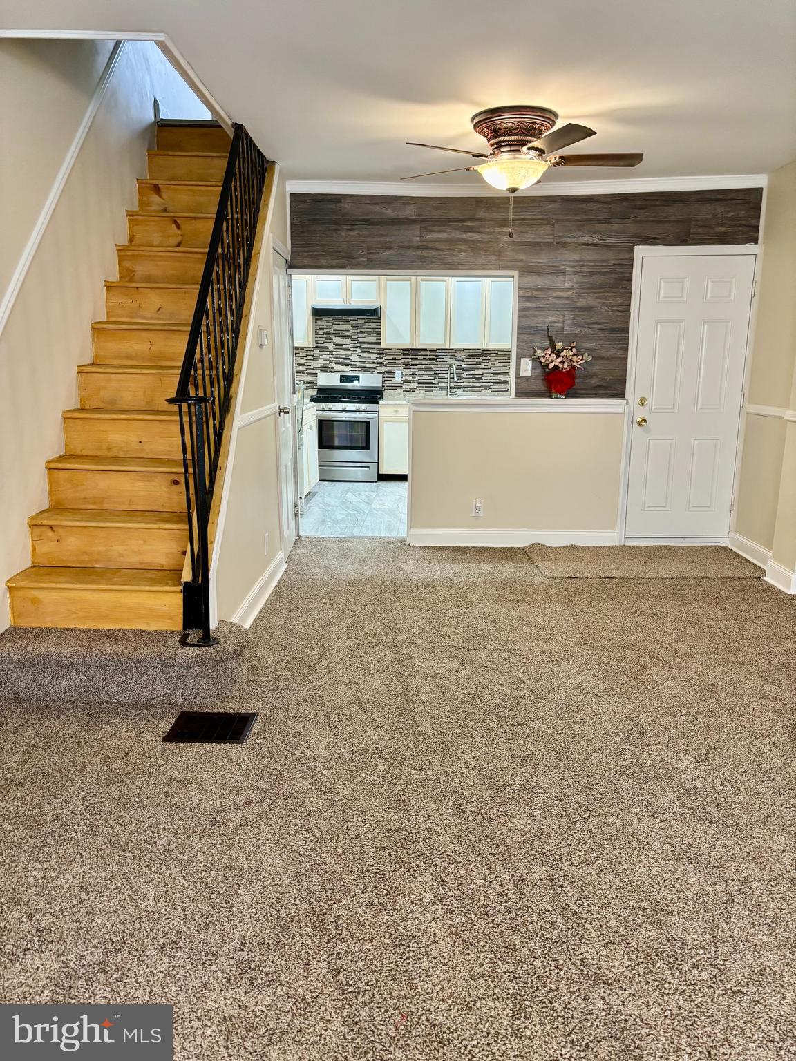 KENSINGTON - Residential