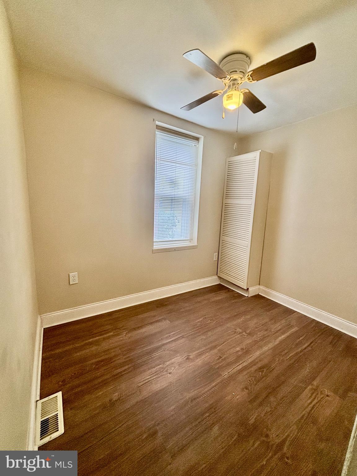 KENSINGTON - Residential