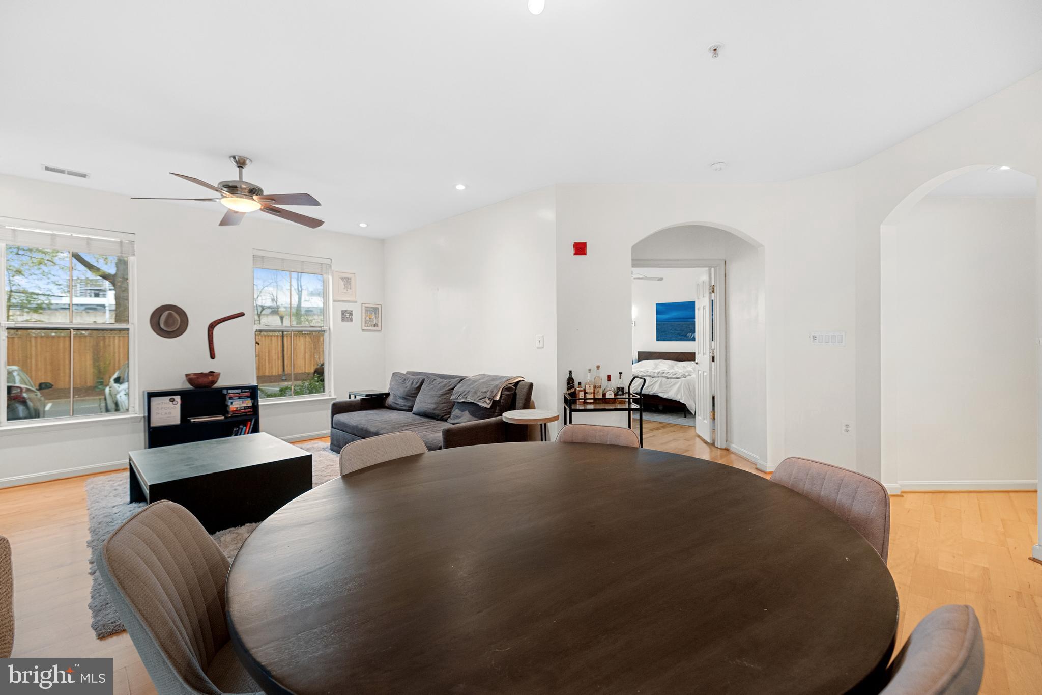 CAMERON STATION - Residential