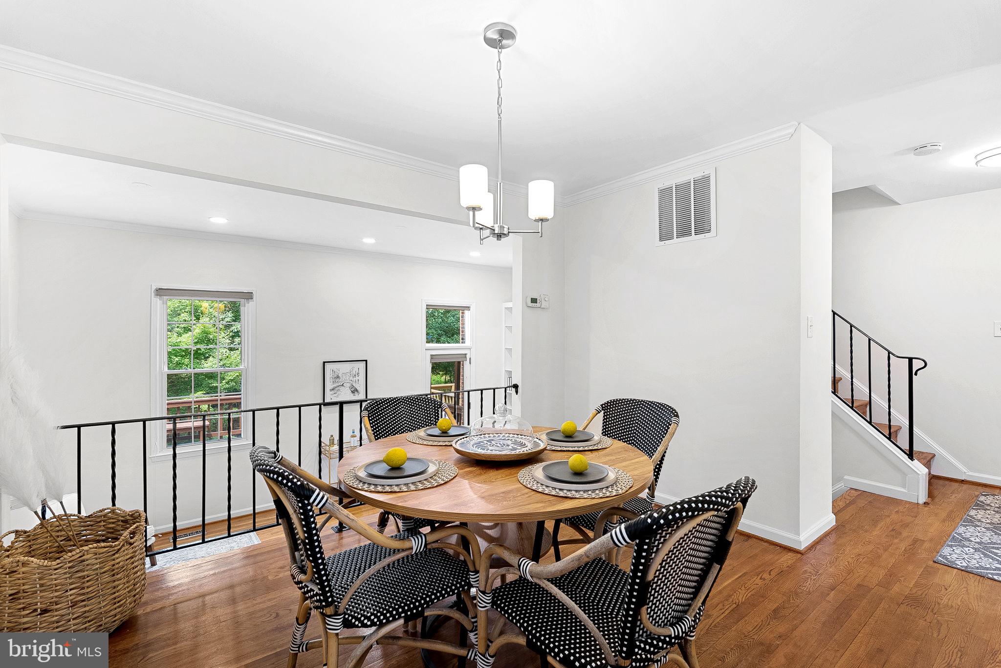 LAKE BRADDOCK - Residential