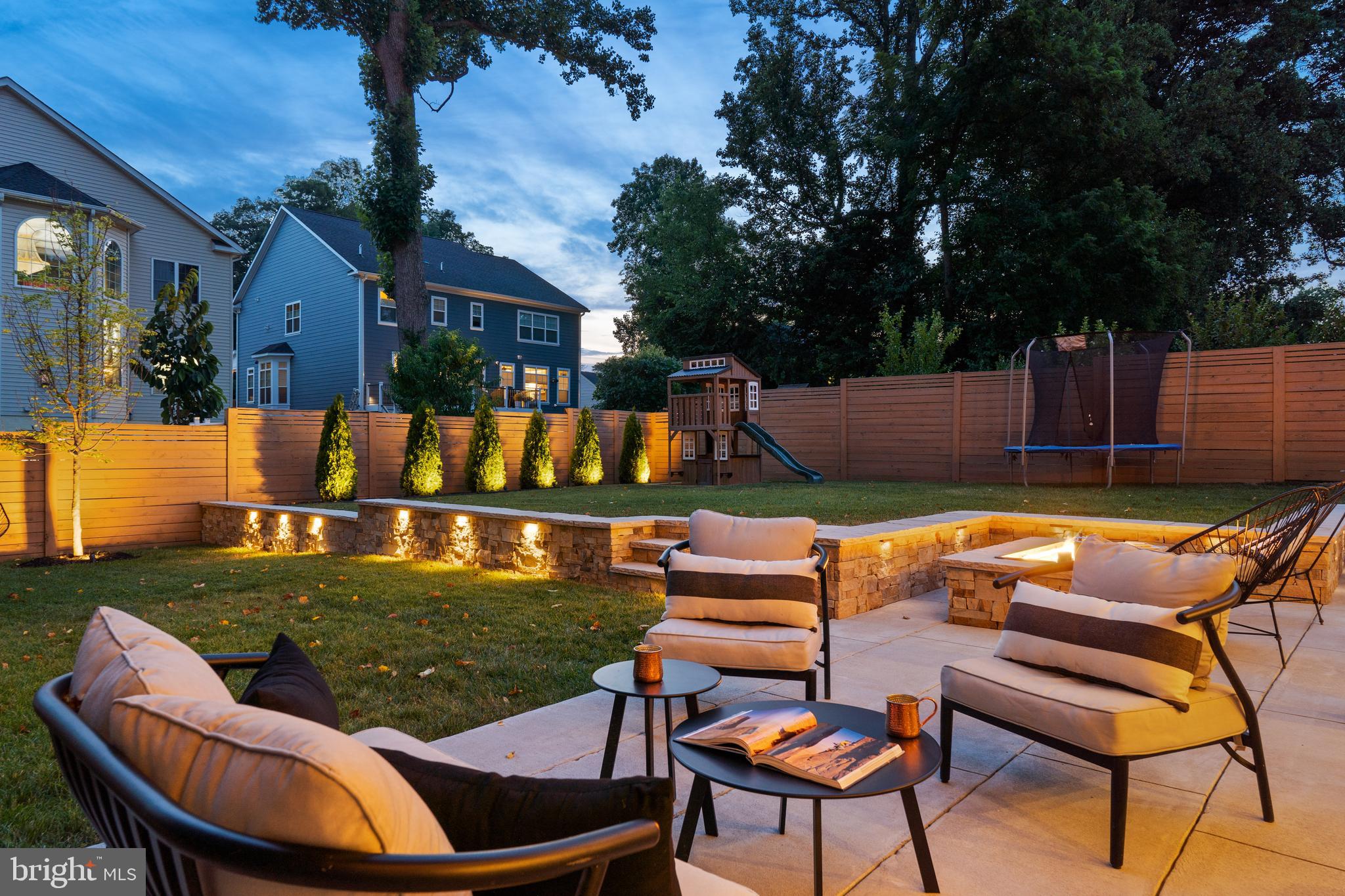 PIMMIT HILLS - Residential