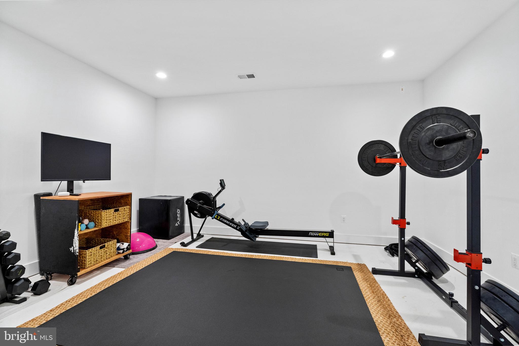 PIMMIT HILLS - Residential