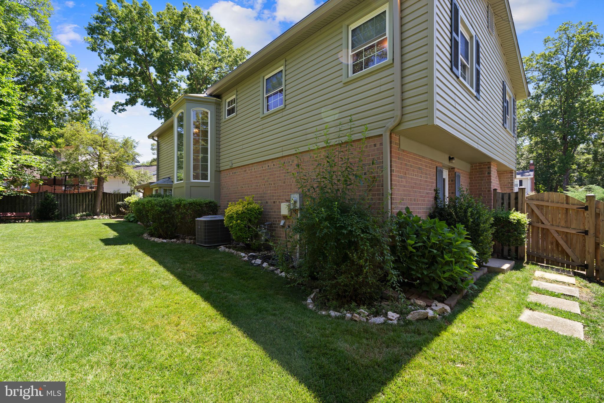 ORANGE HUNT ESTATES - Residential