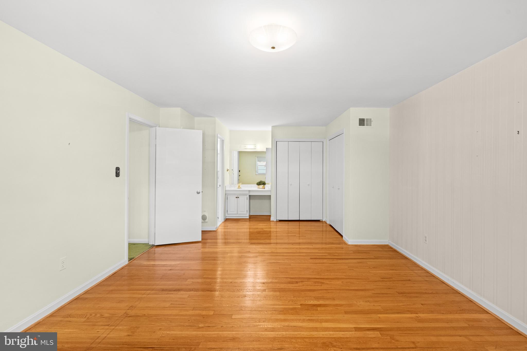 ORANGE HUNT ESTATES - Residential