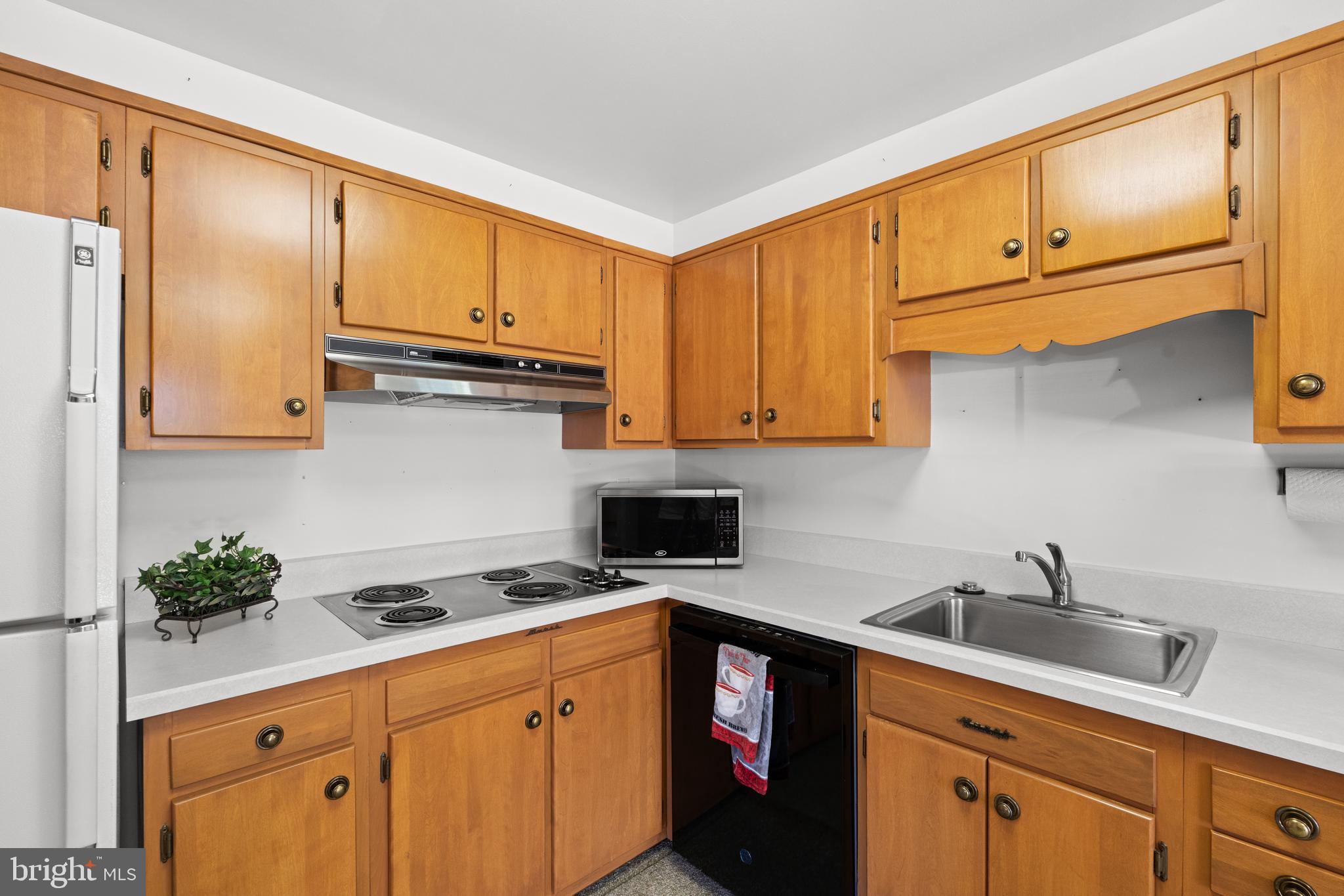 ORANGE HUNT ESTATES - Residential