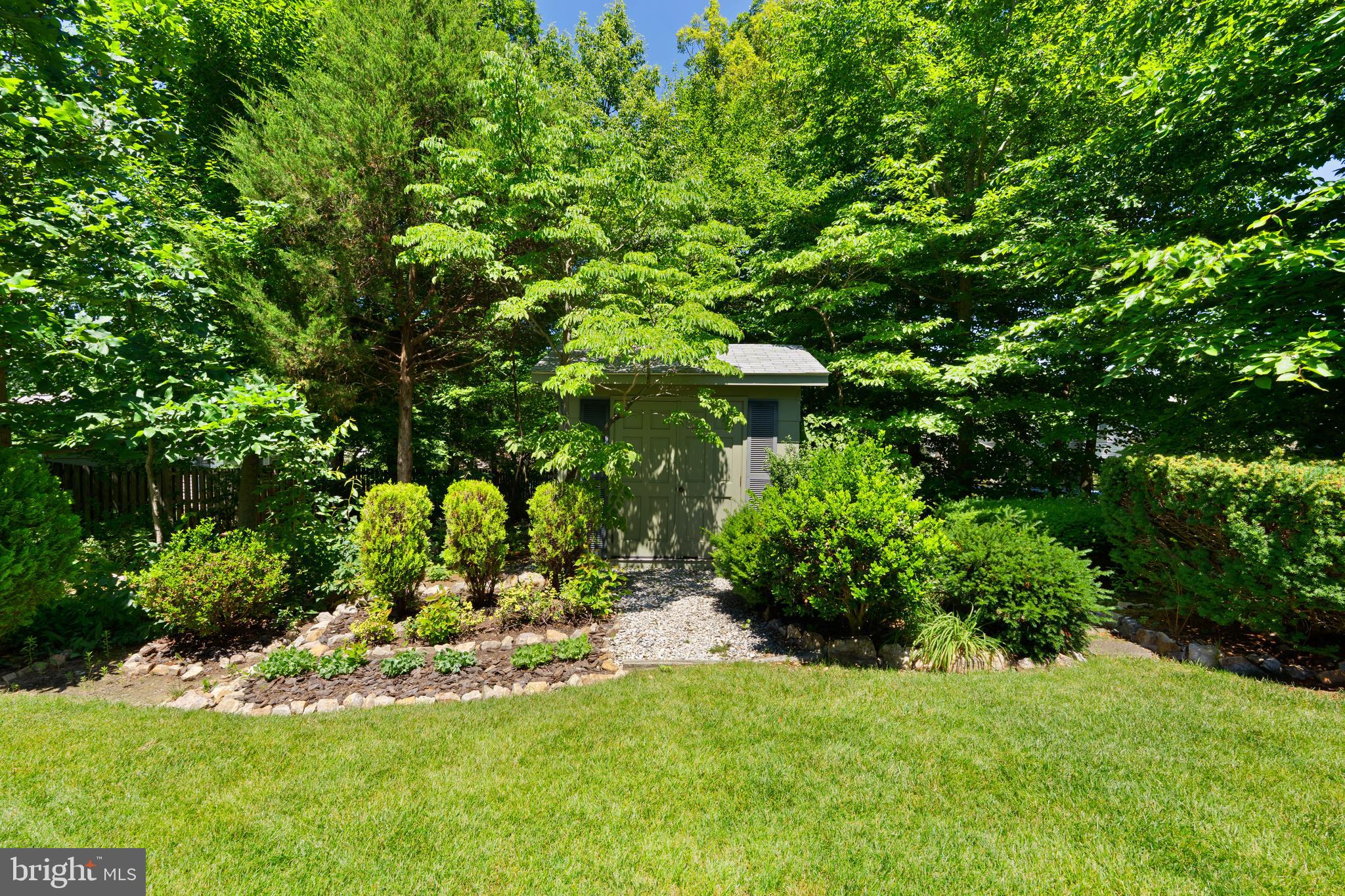 ORANGE HUNT ESTATES - Residential