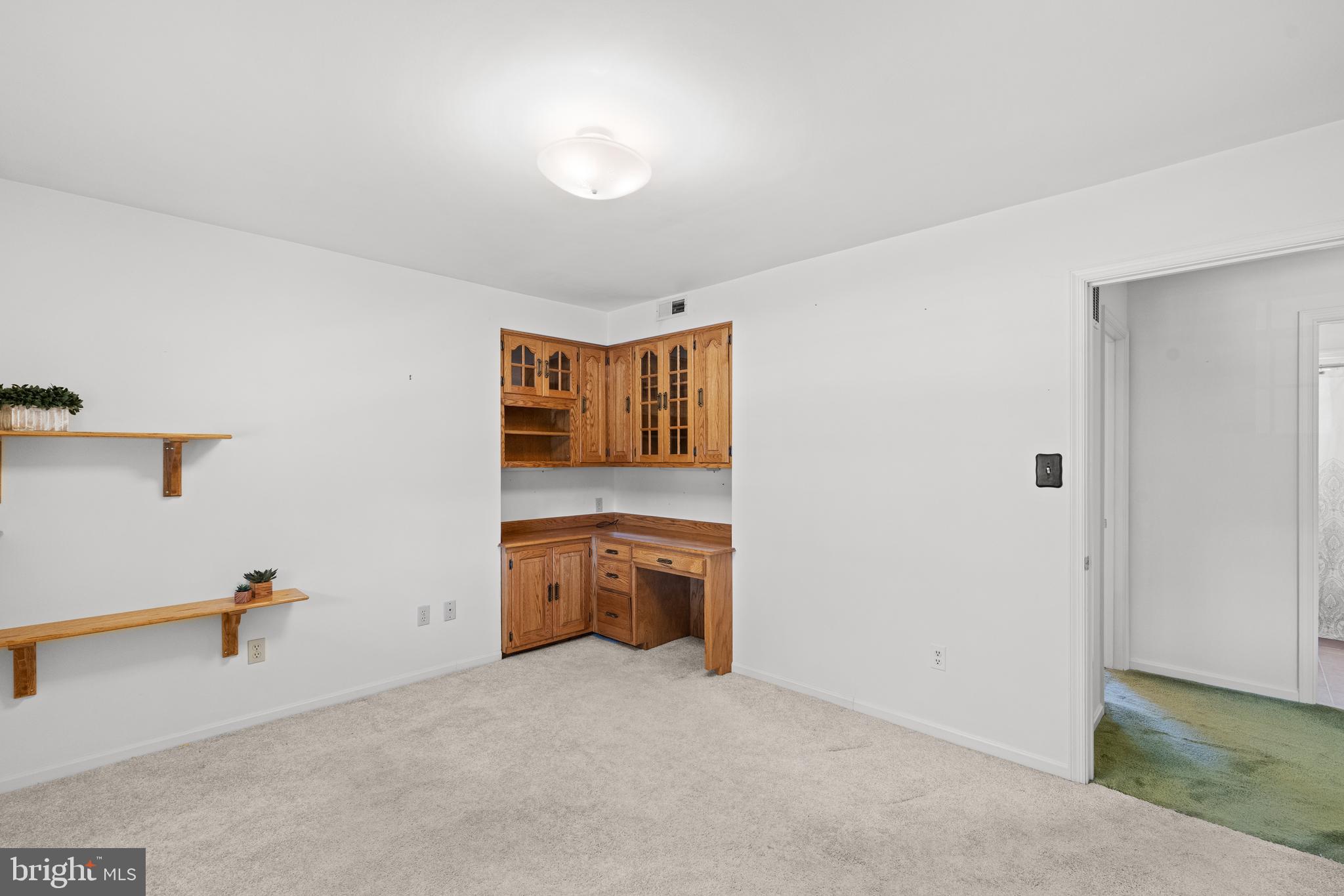 ORANGE HUNT ESTATES - Residential