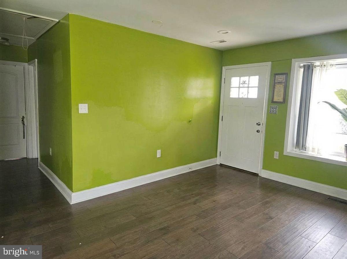 OXON HILL - Residential