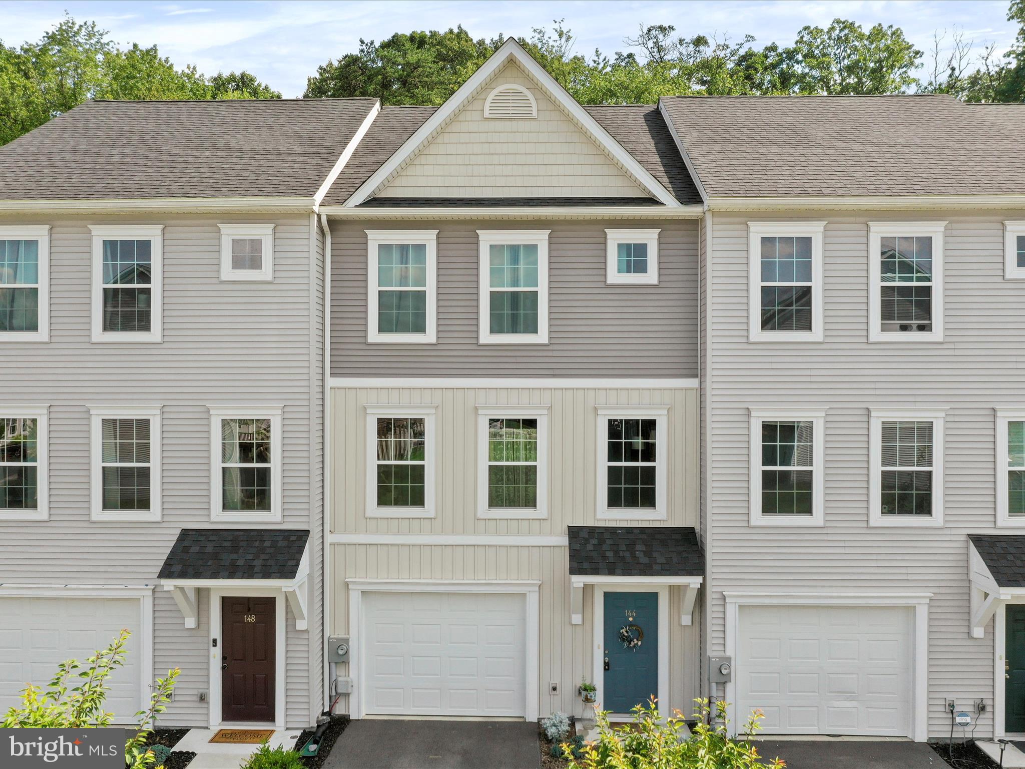 BRIDLE CREEK - Residential