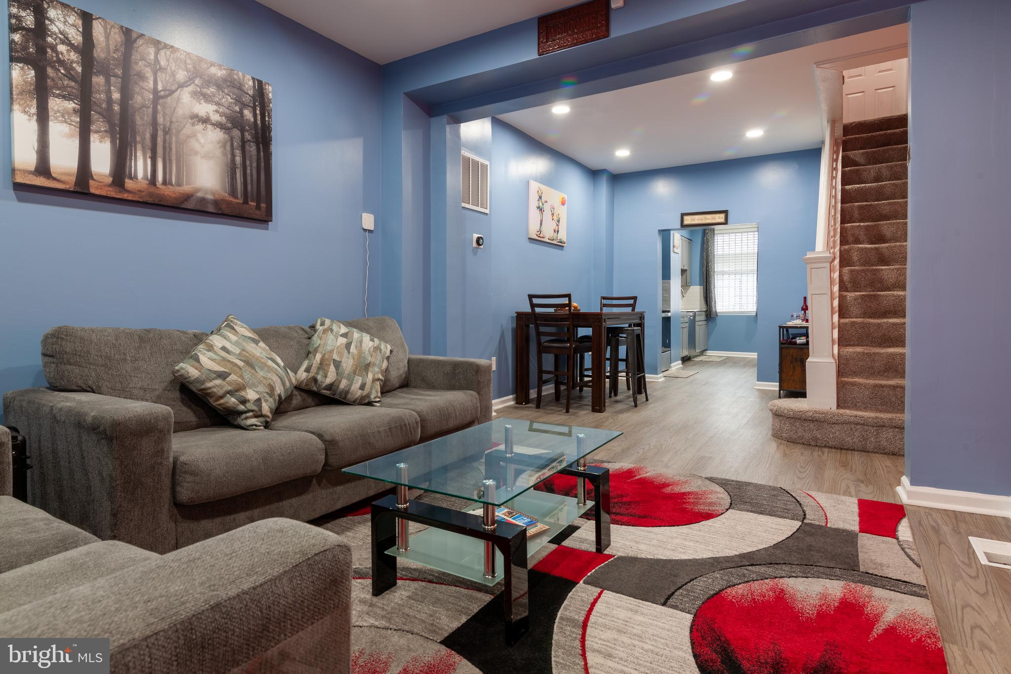 ELLWOOD PARK - Residential