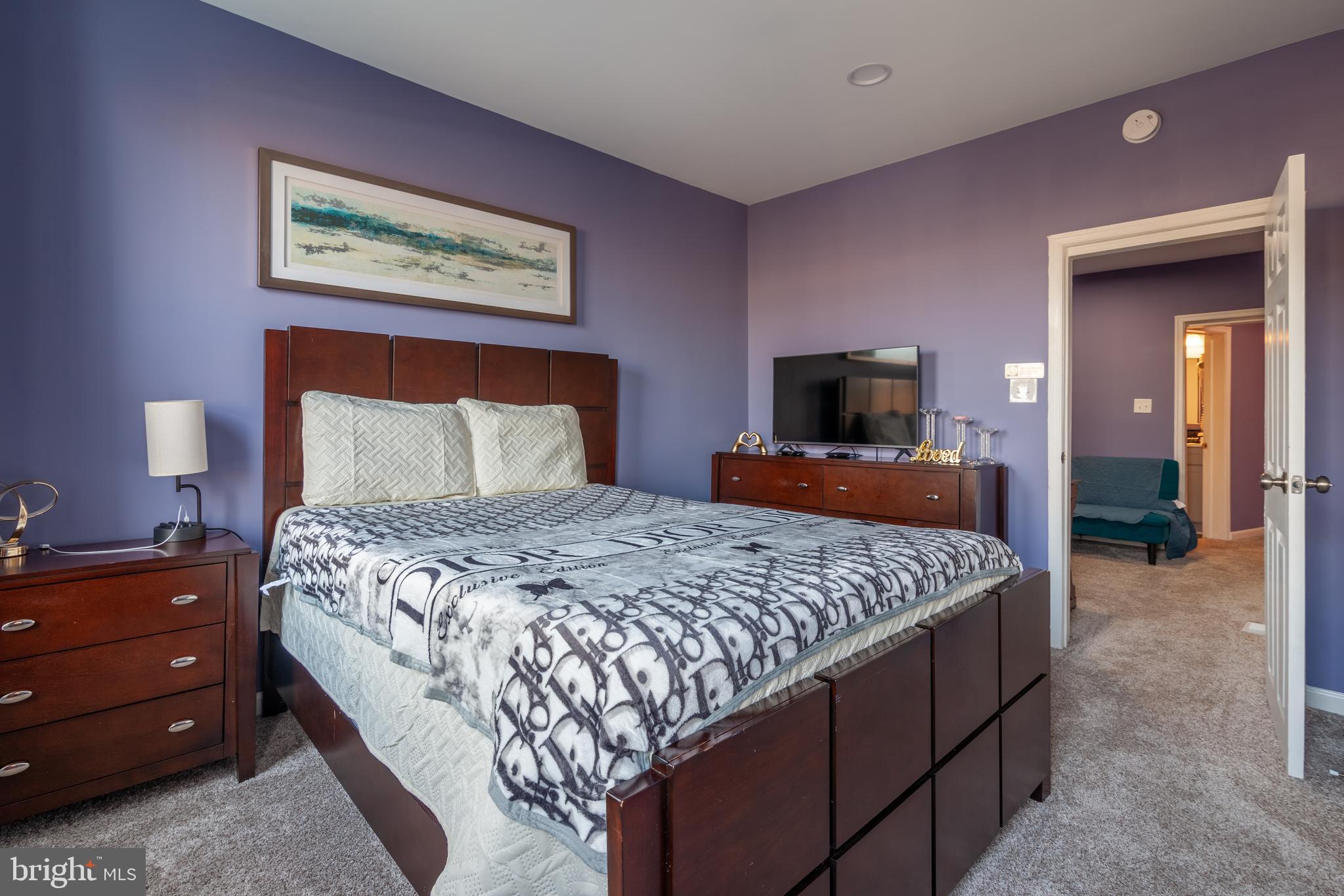 ELLWOOD PARK - Residential