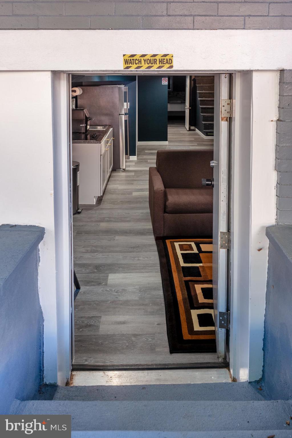 ELLWOOD PARK - Residential