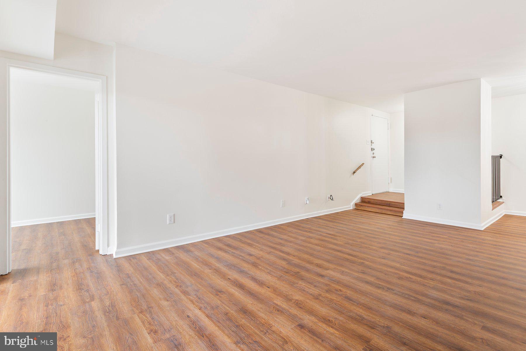 CHERRY GLEN CONDOS - Residential