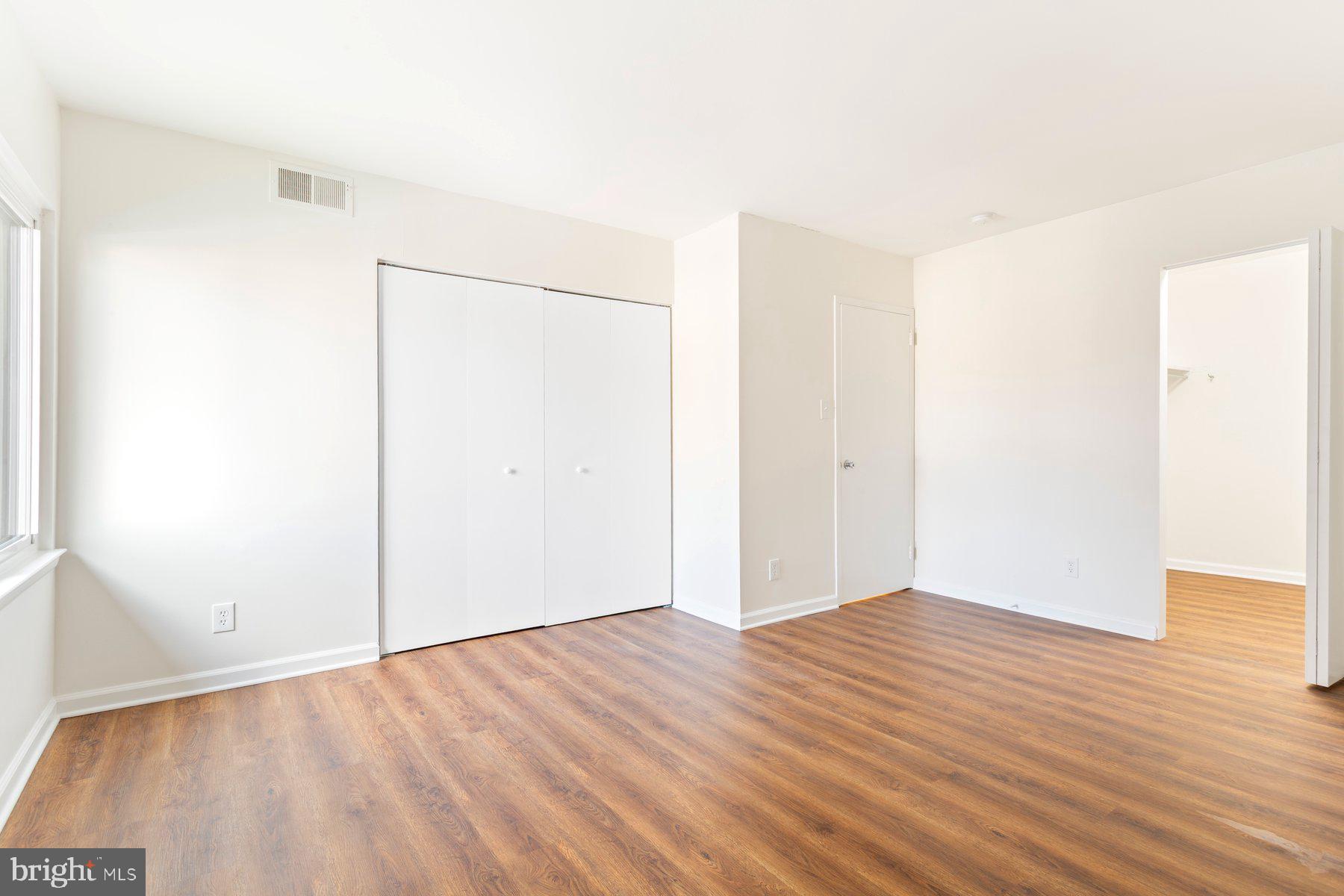 CHERRY GLEN CONDOS - Residential
