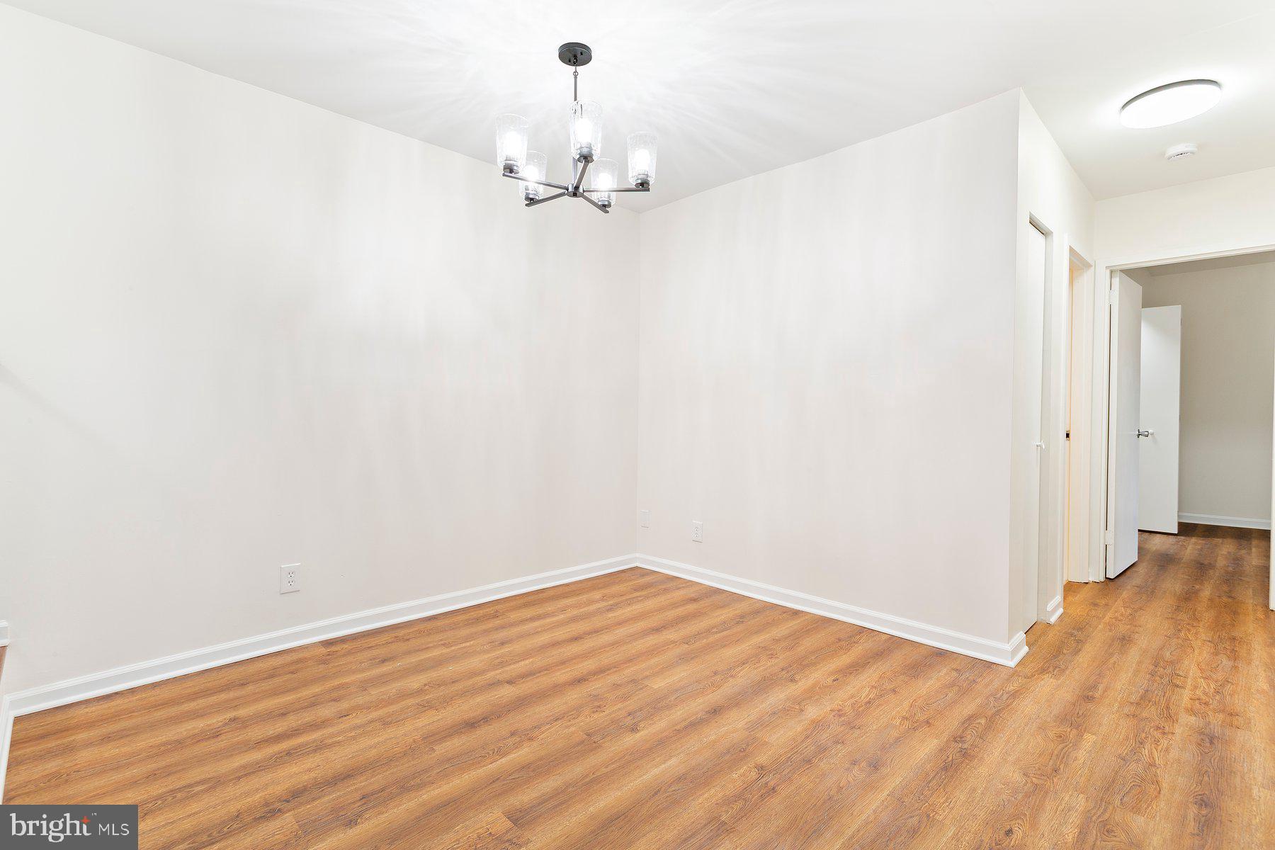 CHERRY GLEN CONDOS - Residential