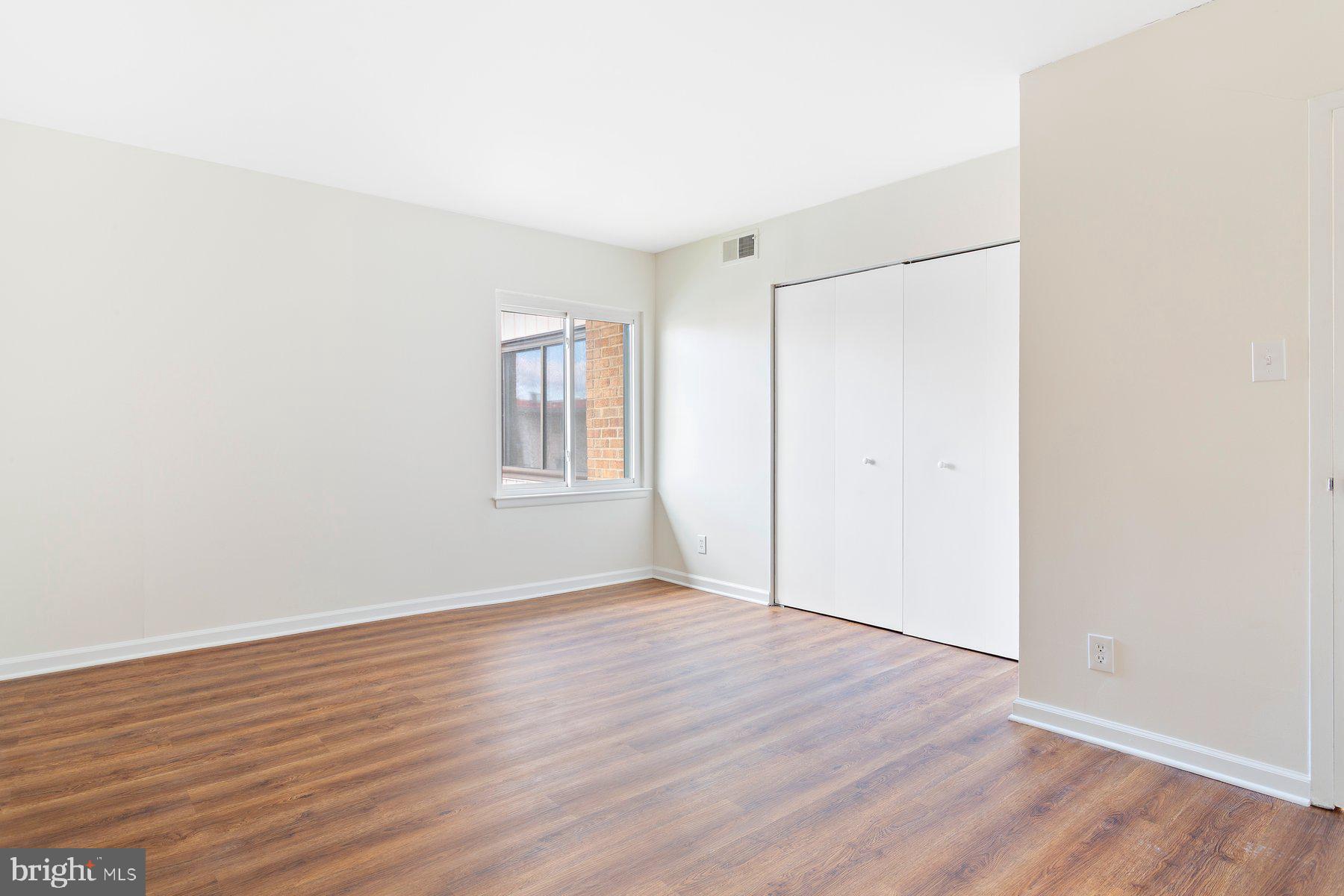 CHERRY GLEN CONDOS - Residential