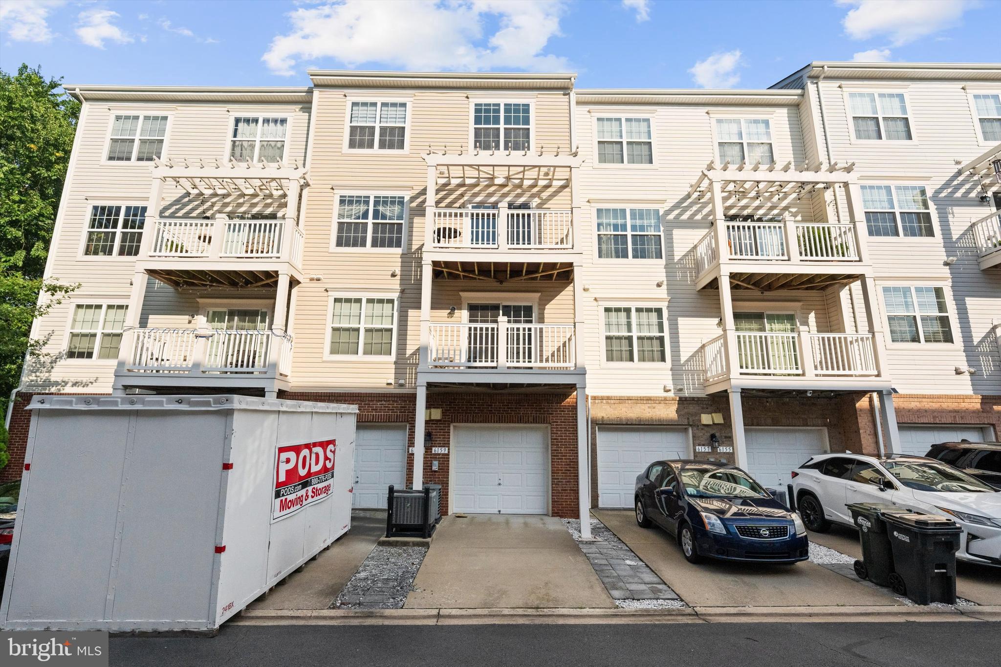 MARKET CENTER CONDOMINIUM - Residential