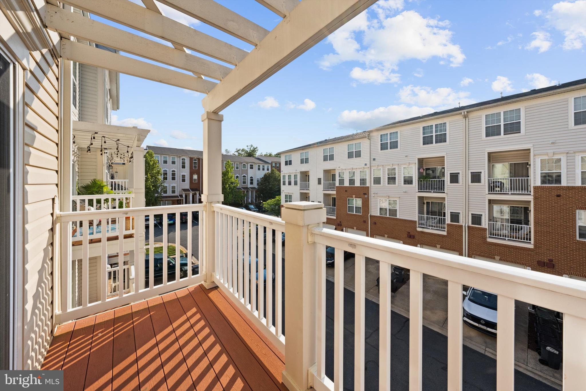 MARKET CENTER CONDOMINIUM - Residential