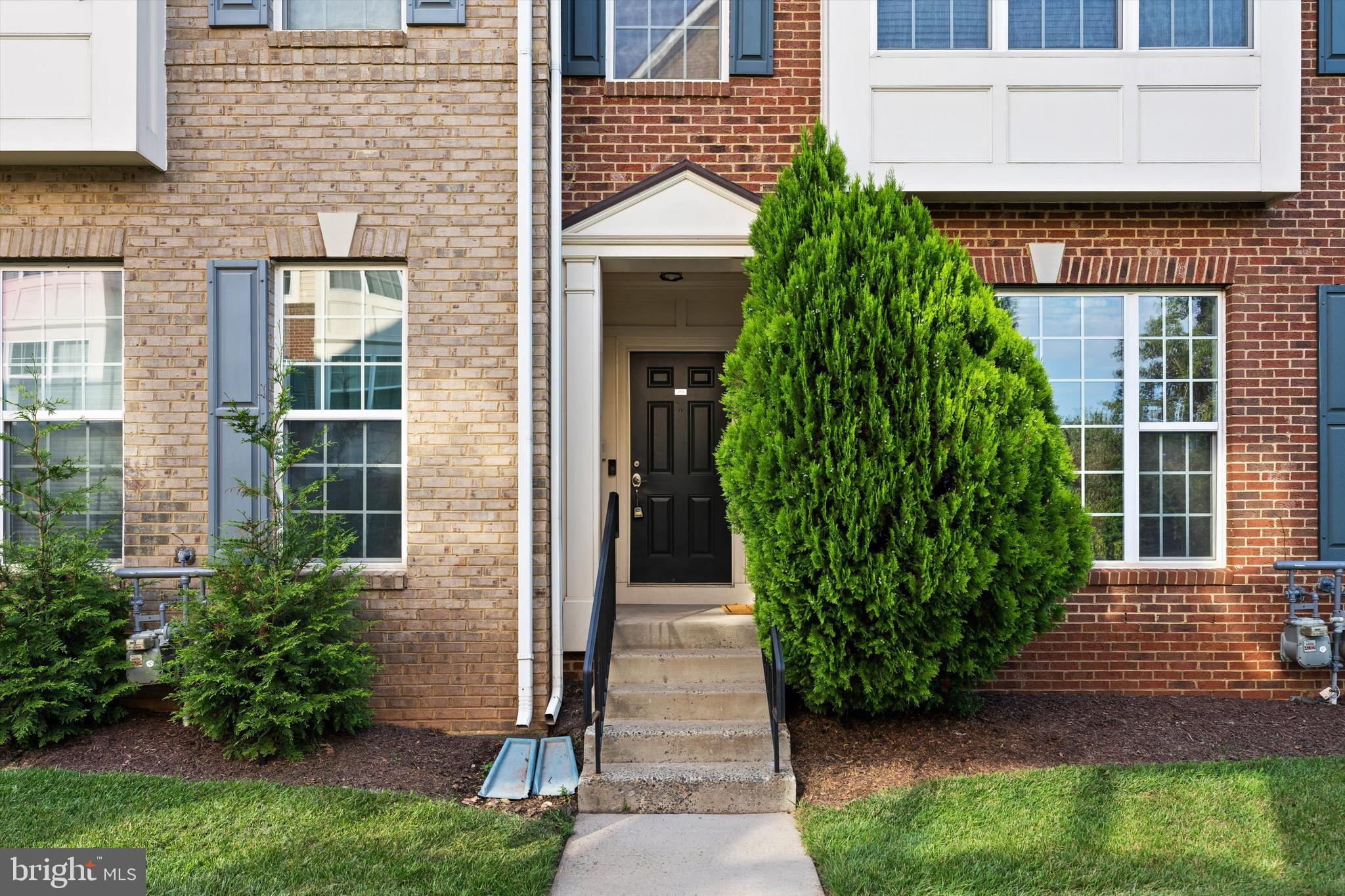 MARKET CENTER CONDOMINIUM - Residential