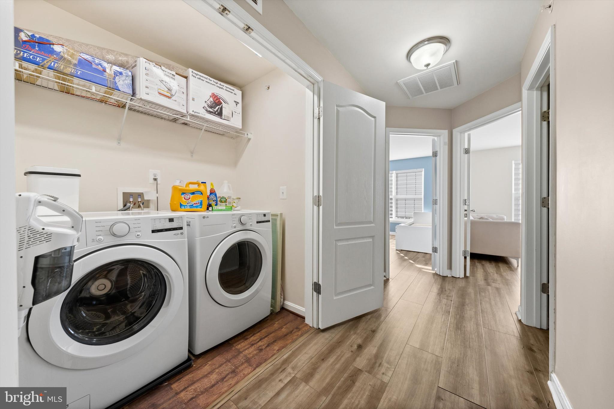 MARKET CENTER CONDOMINIUM - Residential