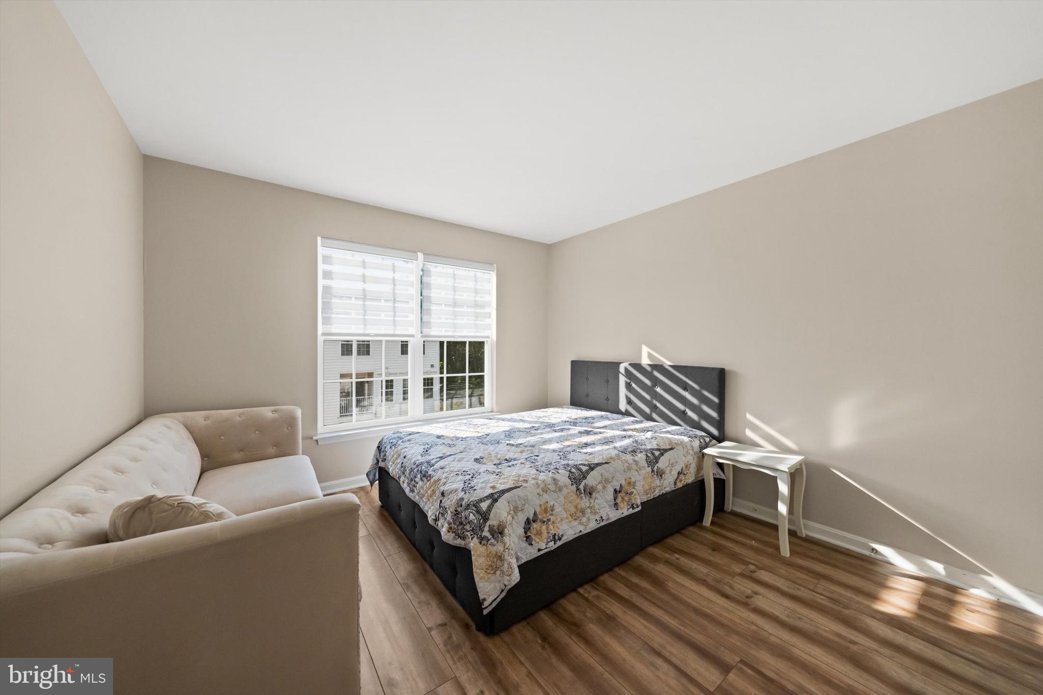 MARKET CENTER CONDOMINIUM - Residential