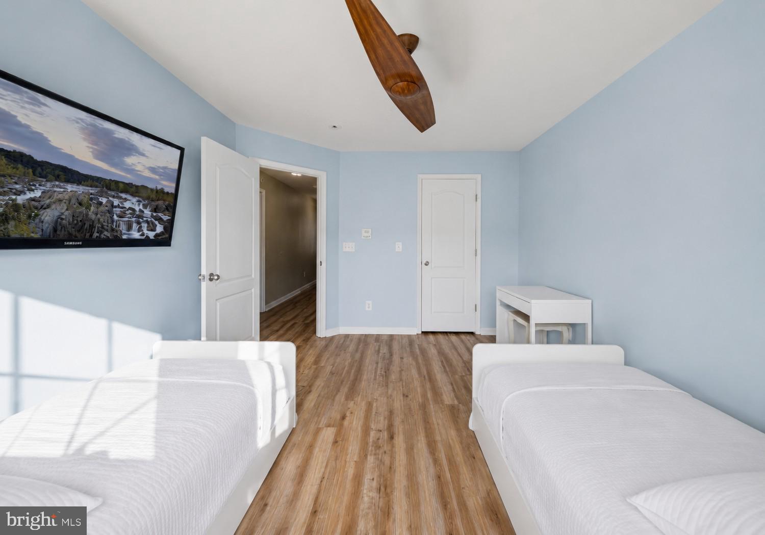 MARKET CENTER CONDOMINIUM - Residential