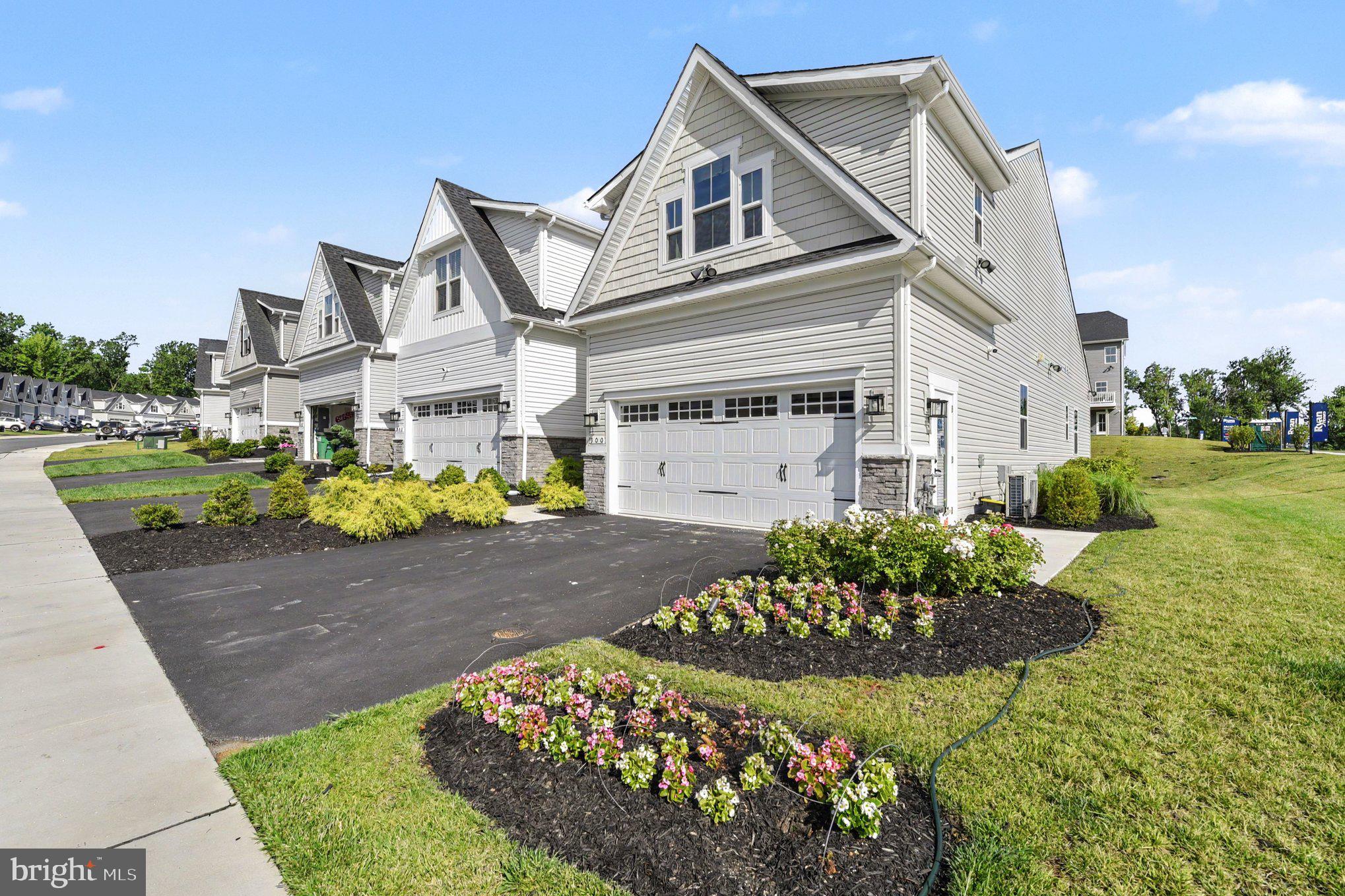 ABERDEEN OVERLOOK - Residential