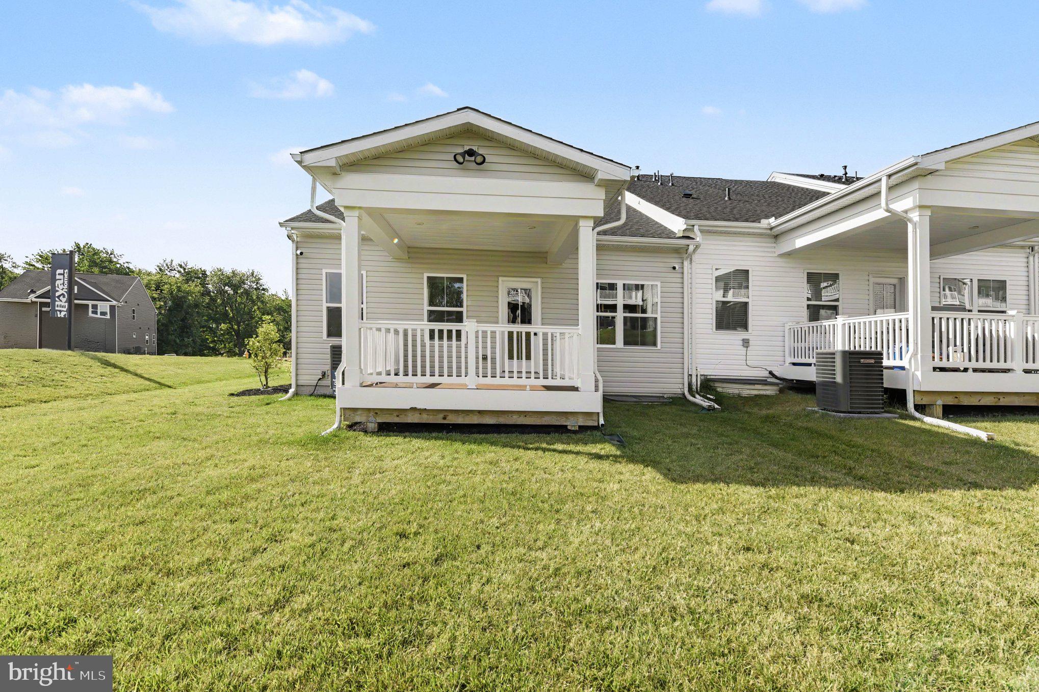 ABERDEEN OVERLOOK - Residential