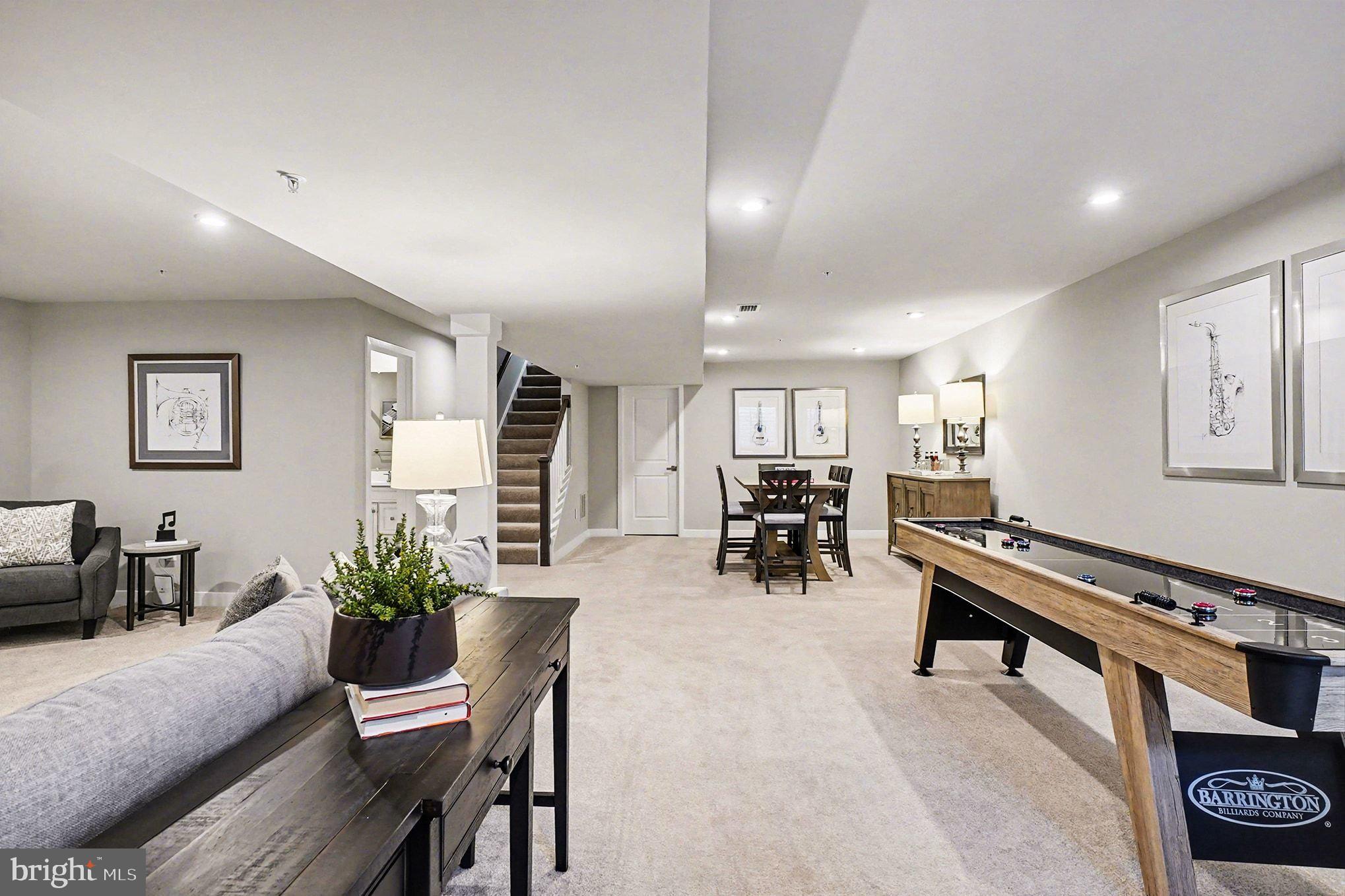 ABERDEEN OVERLOOK - Residential