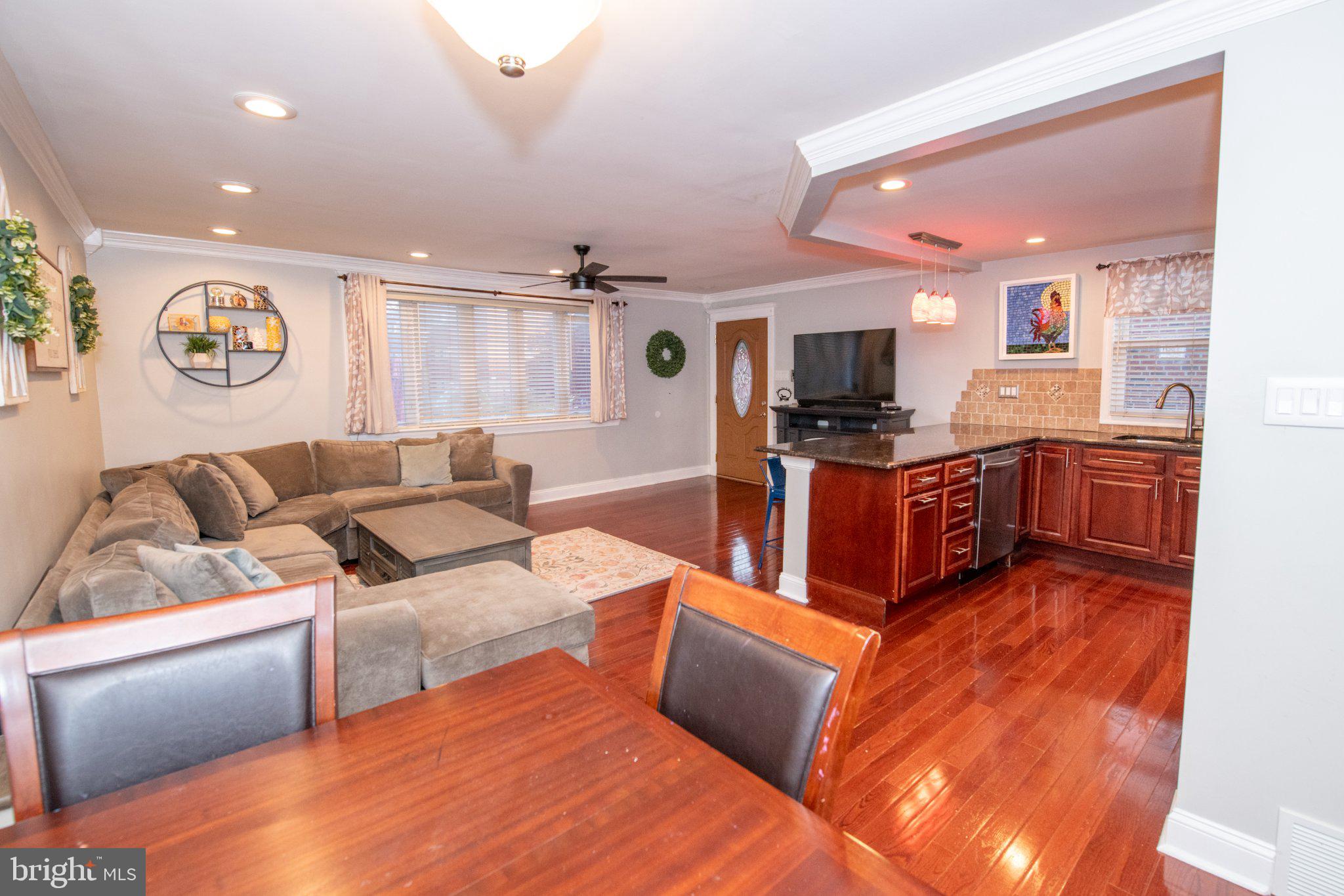 BELLS CORNER - Residential