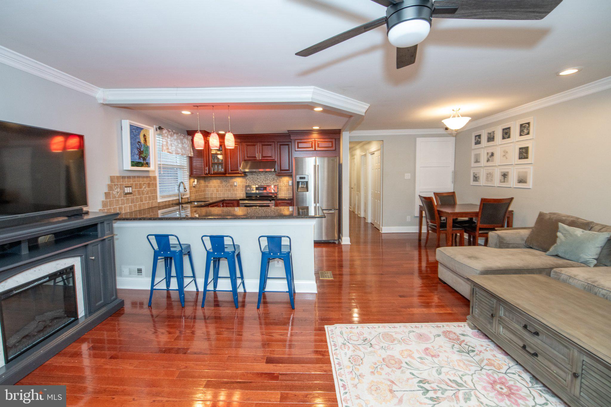 BELLS CORNER - Residential